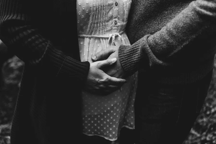 sarah-danielle-photography-intimate-portland-maternity-6853.jpg