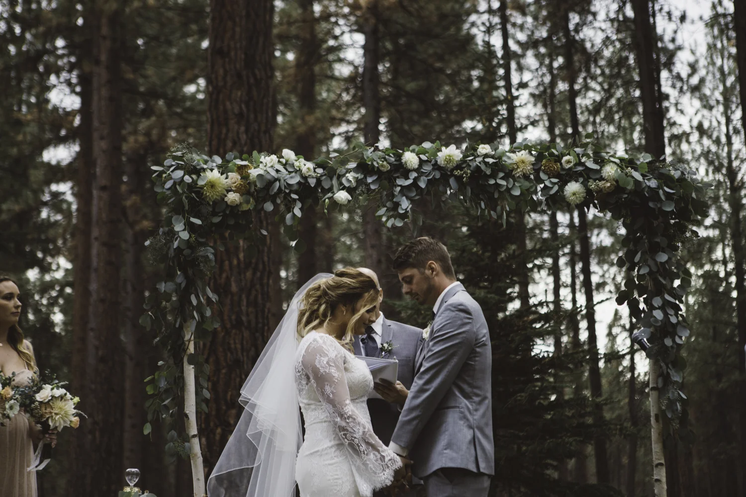 sarah-danielle-photography-intimate-portland-wedding-109.jpg