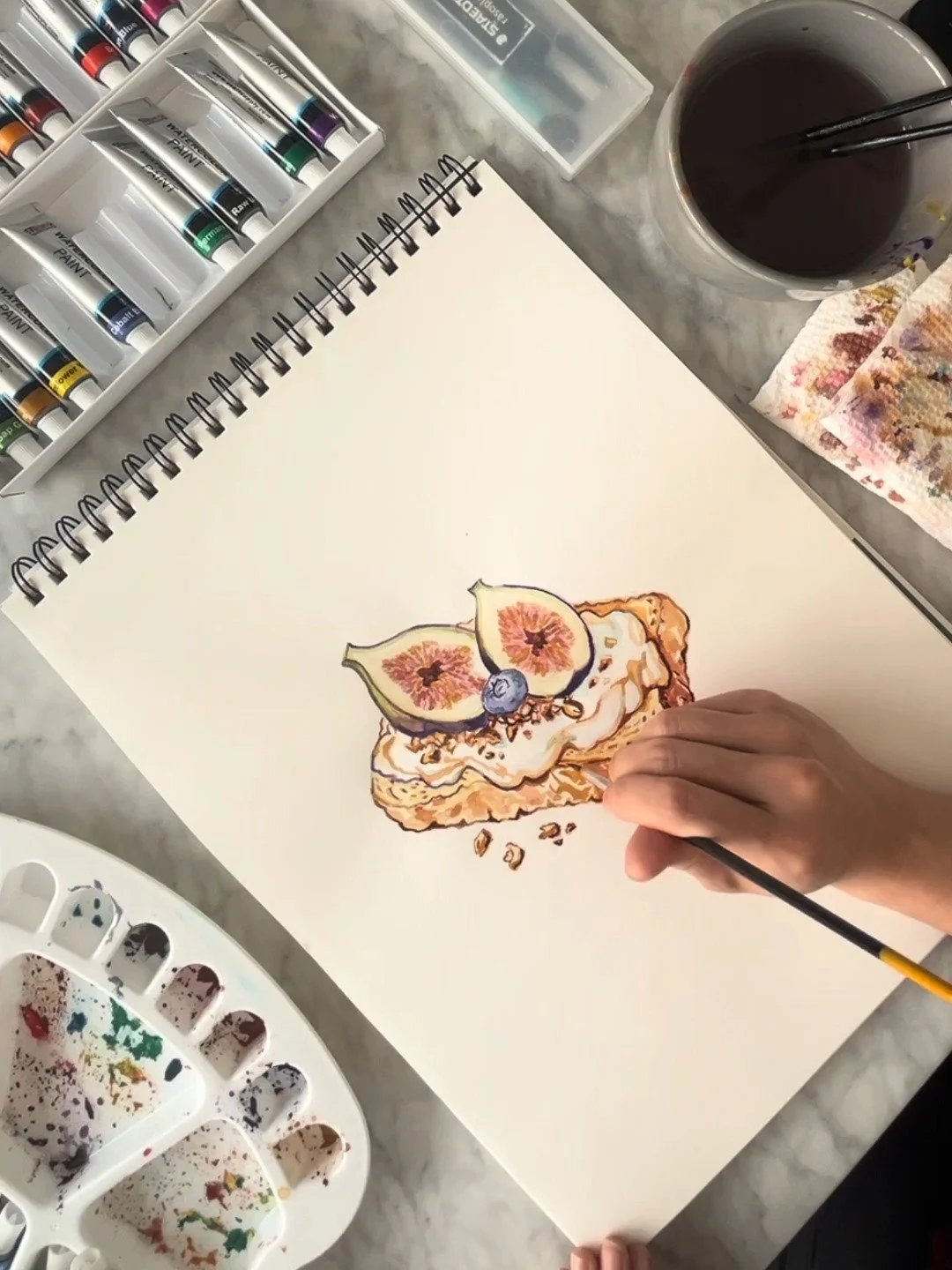 🍞 ☁️ ✨

Toasted brioche.
Creamy ricotta.
Soft figs placed with care.
A little walnut crunch.

Simple, elegant, completely irresistible.

🤍 Buon appetito.

#figtoast #ricottatoast #brunchtime #nyceats #foodie #foodlover #tastememory #easyrecipes #si