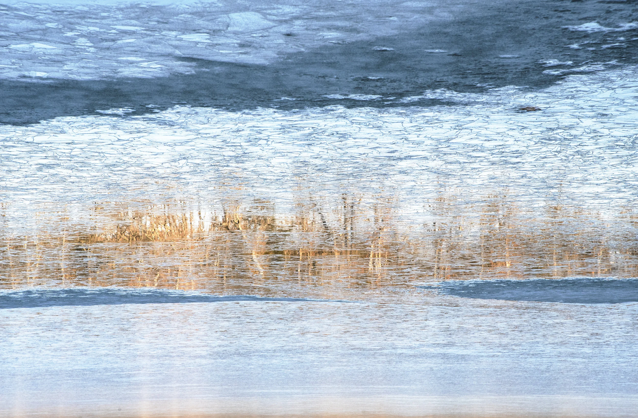 Fractured Reflection