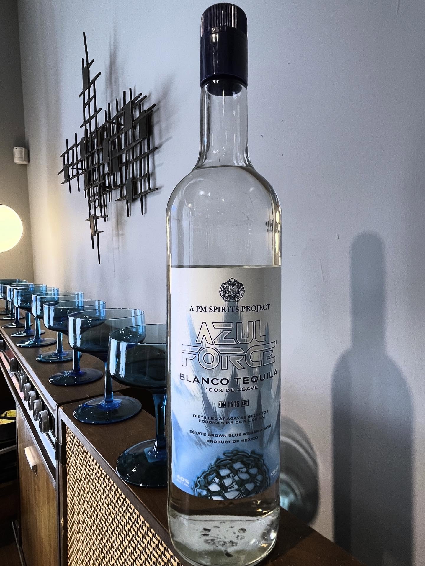 Affordable. Additive free. Natural fermentation. Azul Force. One stellar blanco from @pmspirits  Earthy and peppery. Sip or mix this one is a winner.  #tequila #bangforyourbuck #cocktailessentials #drinkthegoodstuff #madetherightway