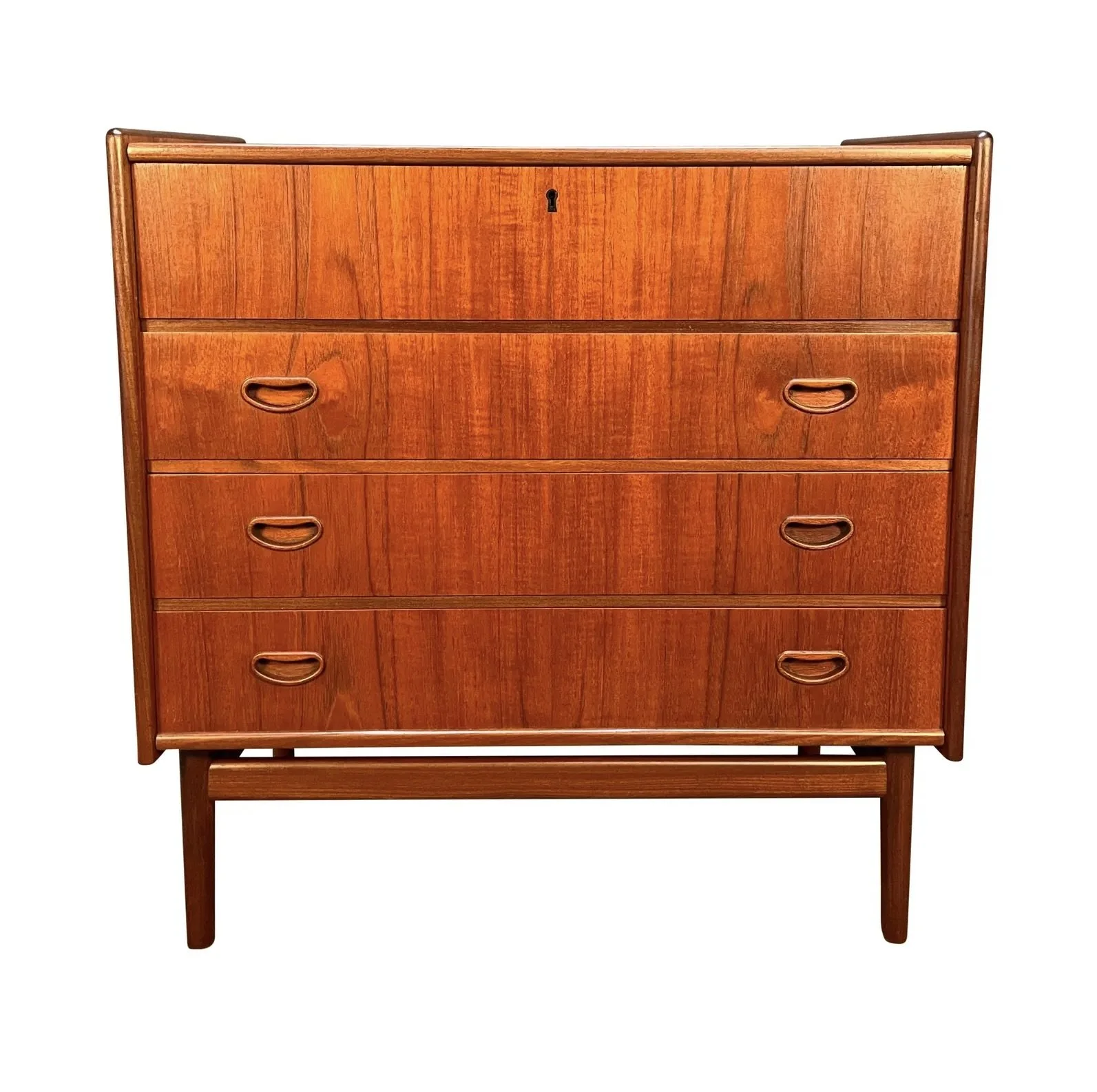 vintage-danish-mid-century-modern-teak-dresser-vanity-attributed-to-peter-hvidt-3405.jpeg