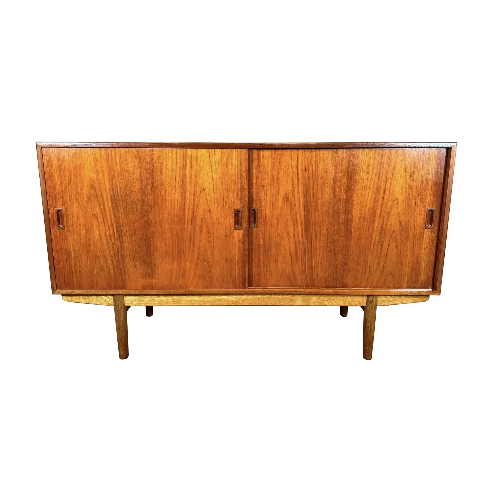 vintage-danish-mid-century-modern-teak-credenza-by-borge-mogensen-1275.jpeg