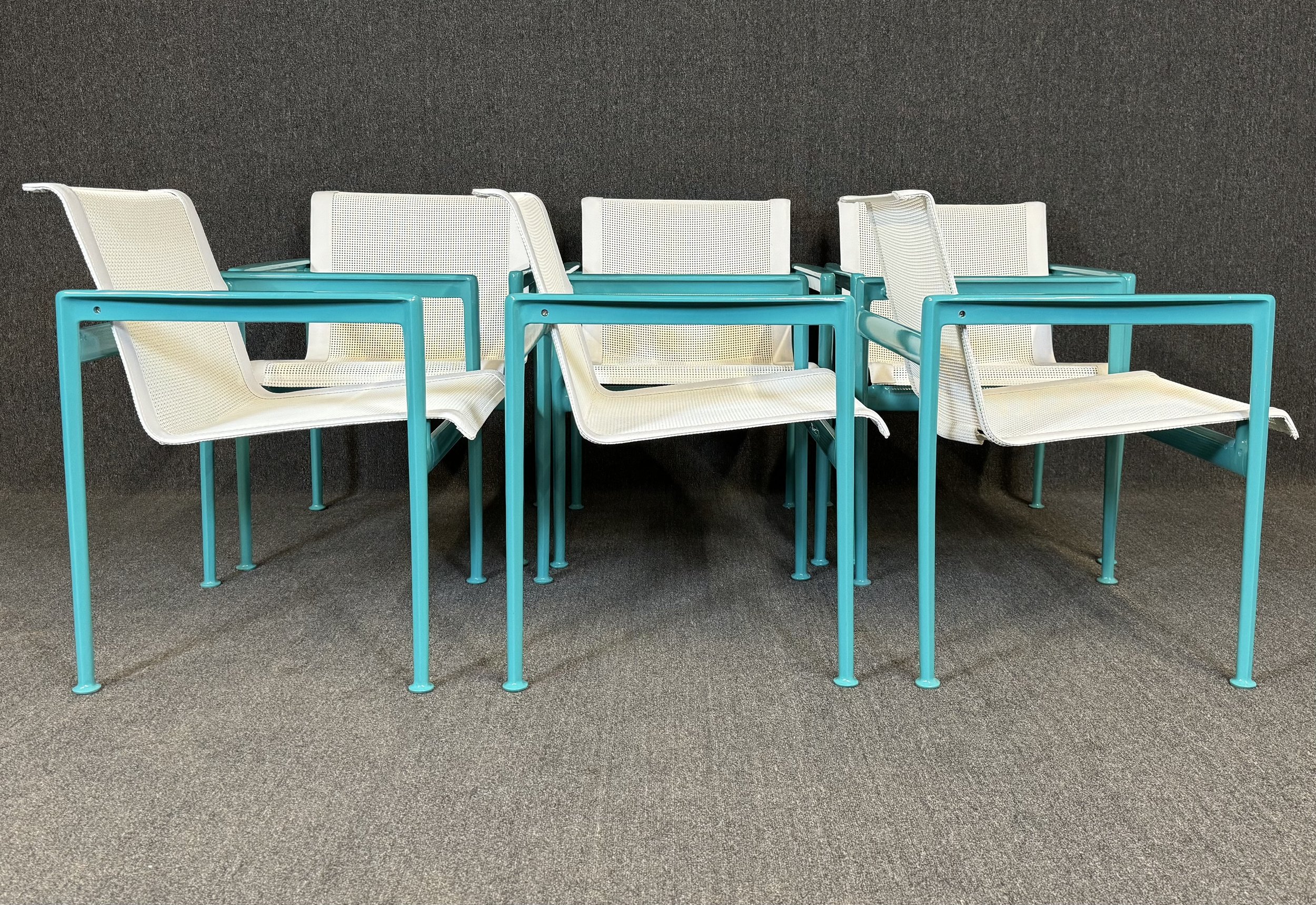 1aymerick modern six-vintage-mid-century-modern-1966-leisure-collection-patio-dining-chairs-by-richard-schultz-for-knoll-5562.jpeg6.jpeg