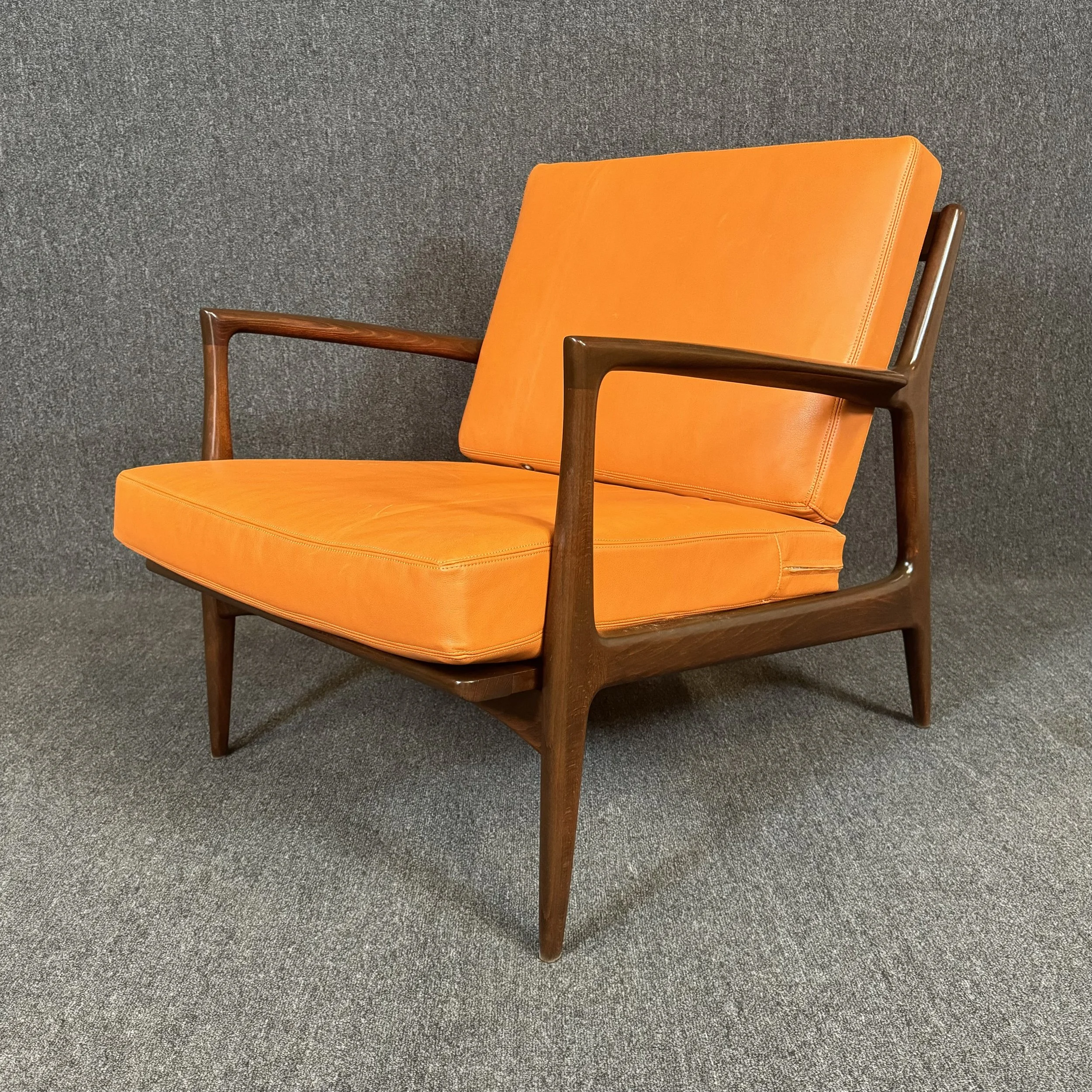 1-Aymerick Modern Kofod Larsen Selig Lounge Easy Chair atomic palm springs Denmark mcm interiordesign designer scandinavian modern mid centruy modern 1960's leather lounge mid design midmod .jpg4.jpeg