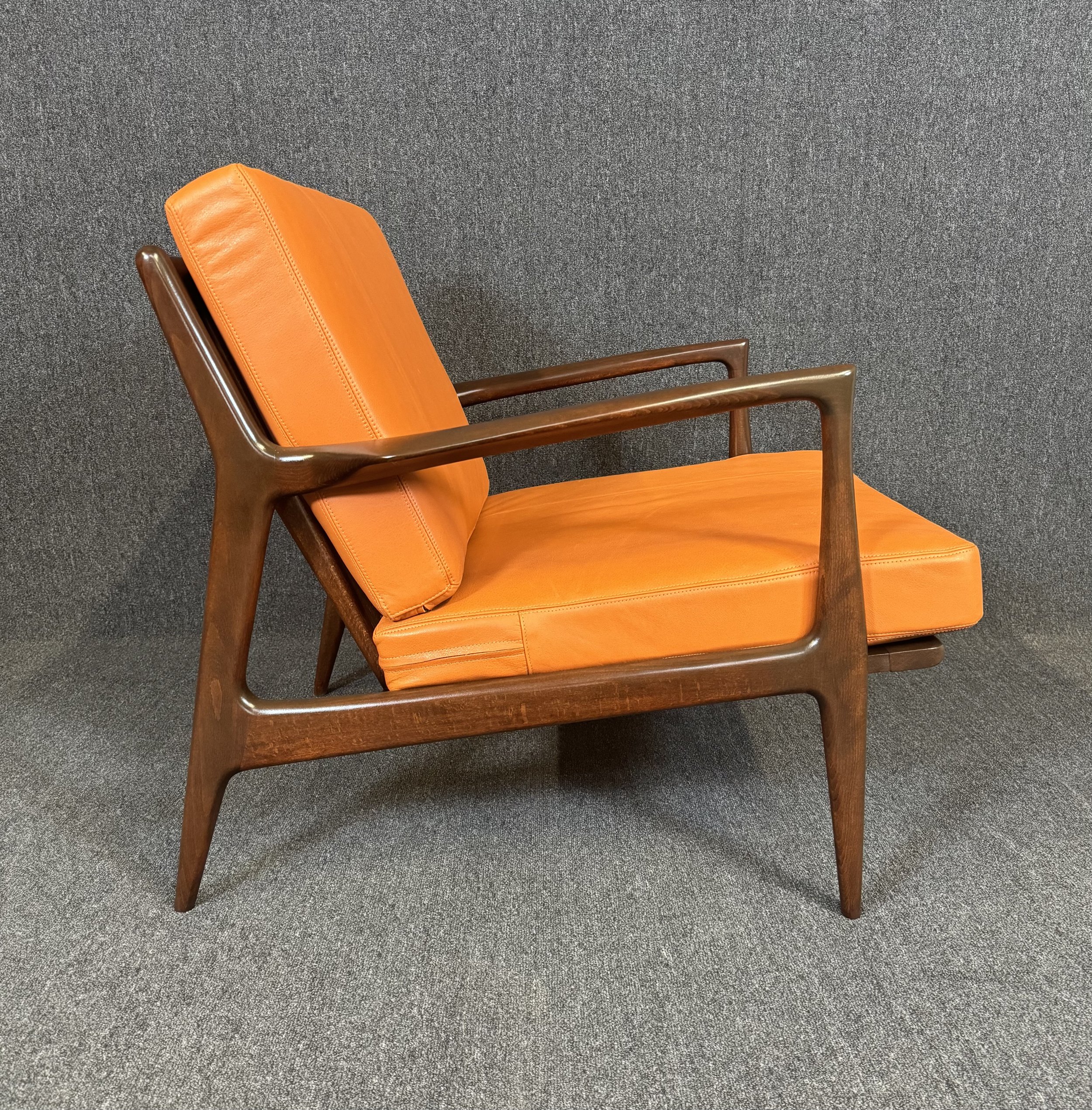 1-Aymerick Modern Kofod Larsen Selig Lounge Easy Chair atomic palm springs Denmark mcm interiordesign designer scandinavian modern mid centruy modern 1960's leather lounge mid design midmod .jpg3.jpeg