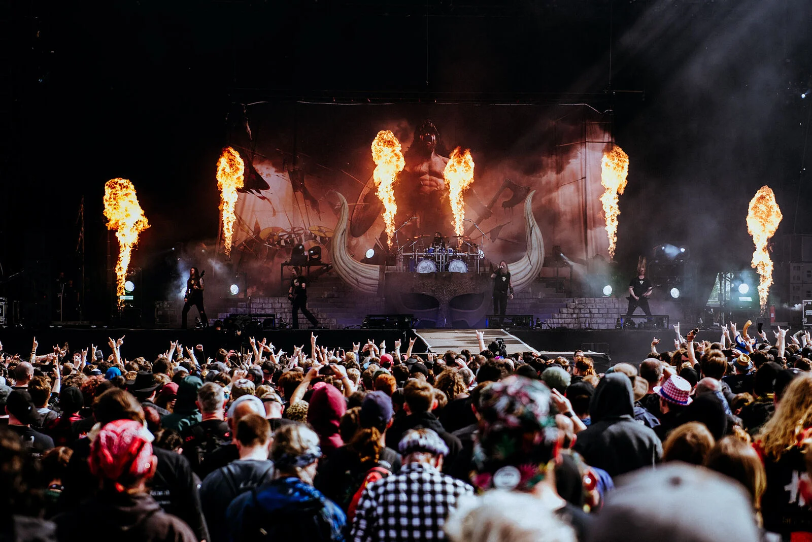 Amon Amarth © 2019 Sarah Koury c/o Download