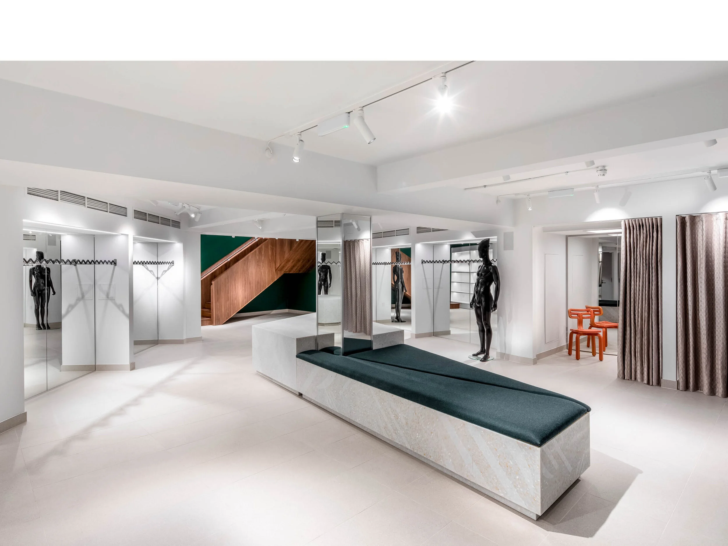 DP London Store pages8.jpg