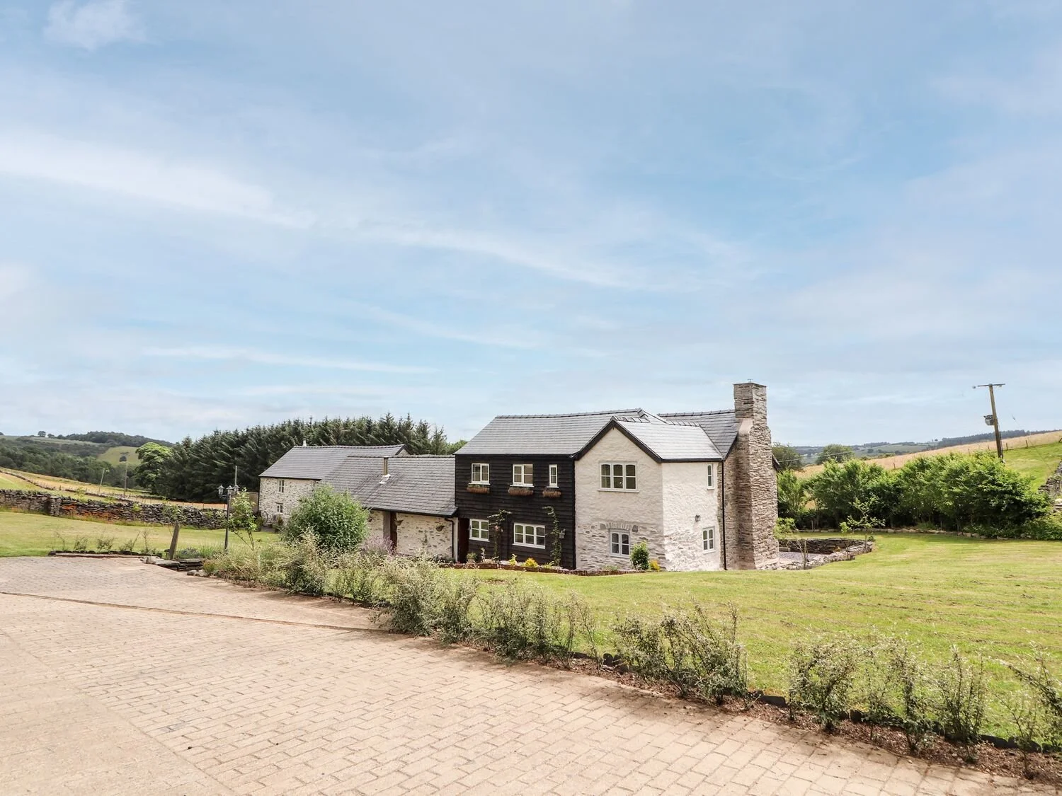 Pant Dafydd Goch - detached farmhouse remote getaway.jpeg