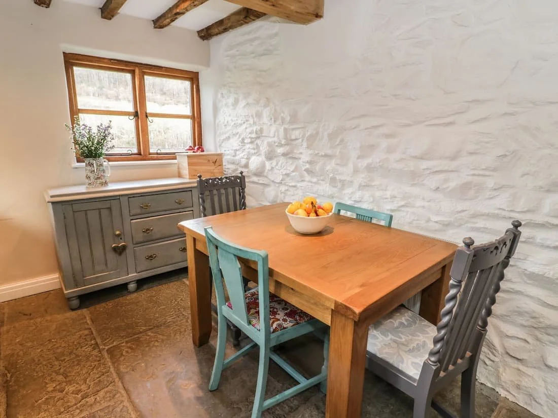 Tan Y Garth Cottage 4.jpg