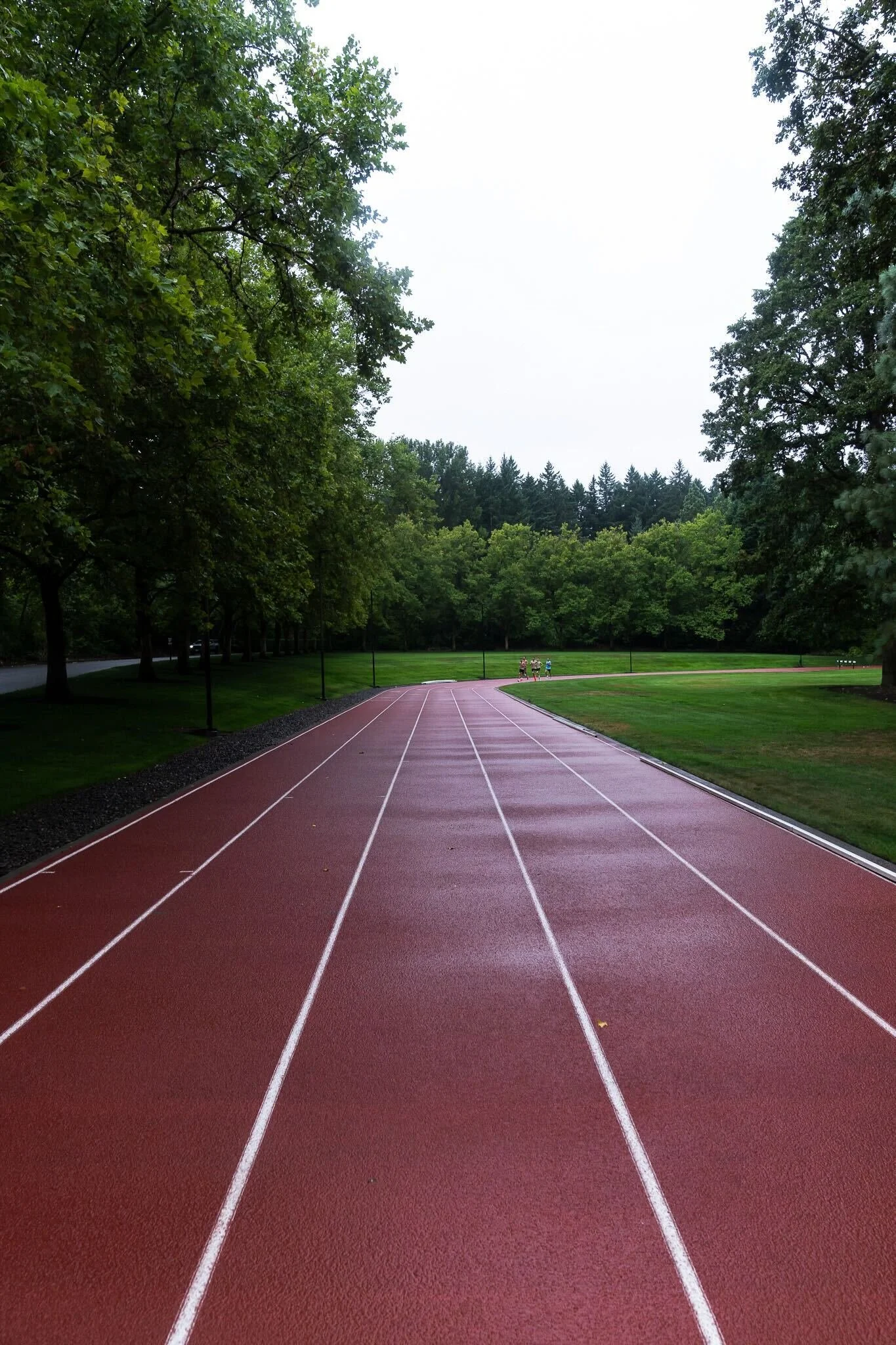 bowermantrackclub8.6-226 Adrian Umpierrez.jpg