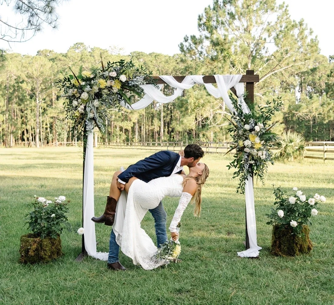 Maghan McDowell flowers wedding.jpeg