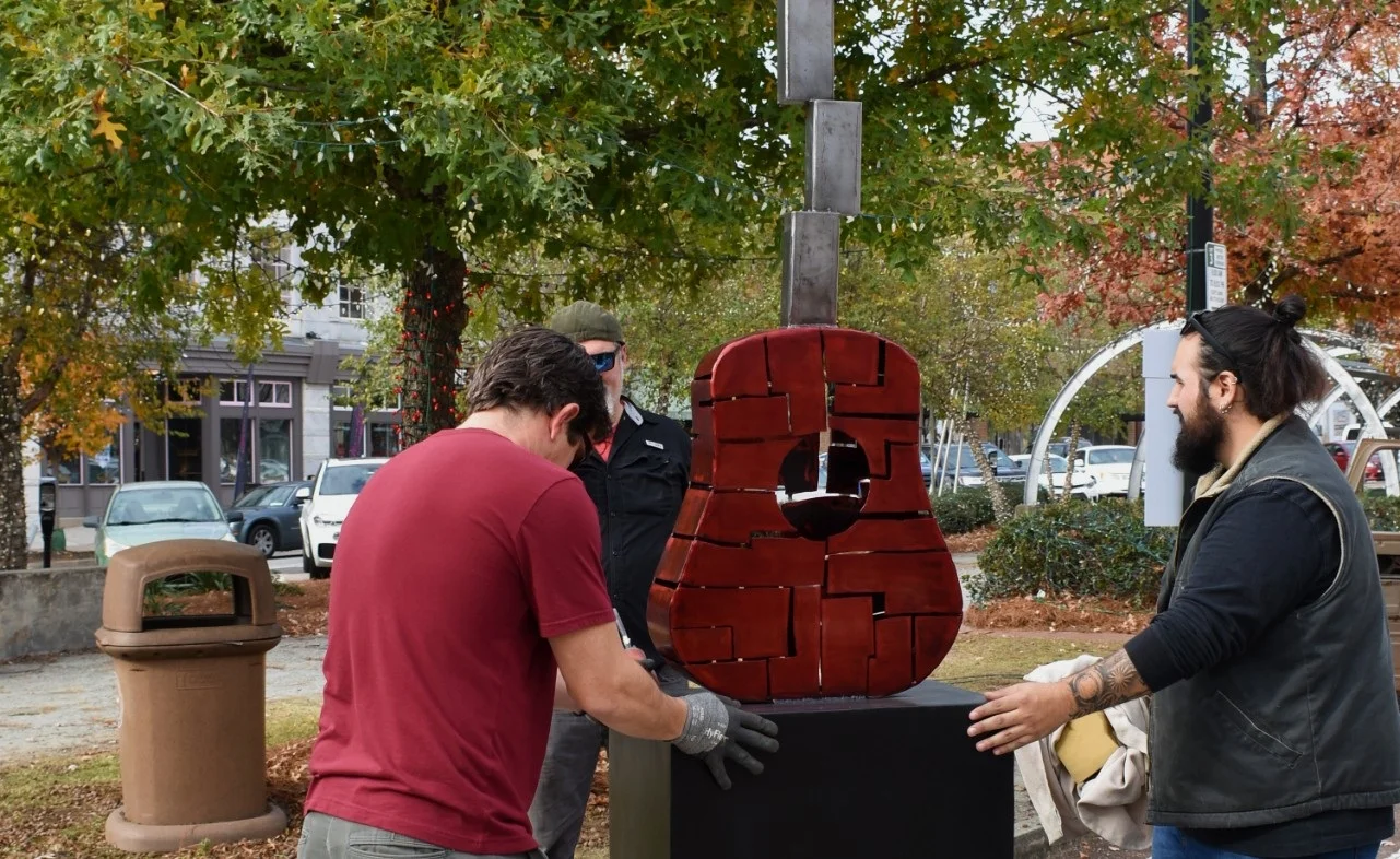 Macon+Sculpture+Walk+installation.jpg