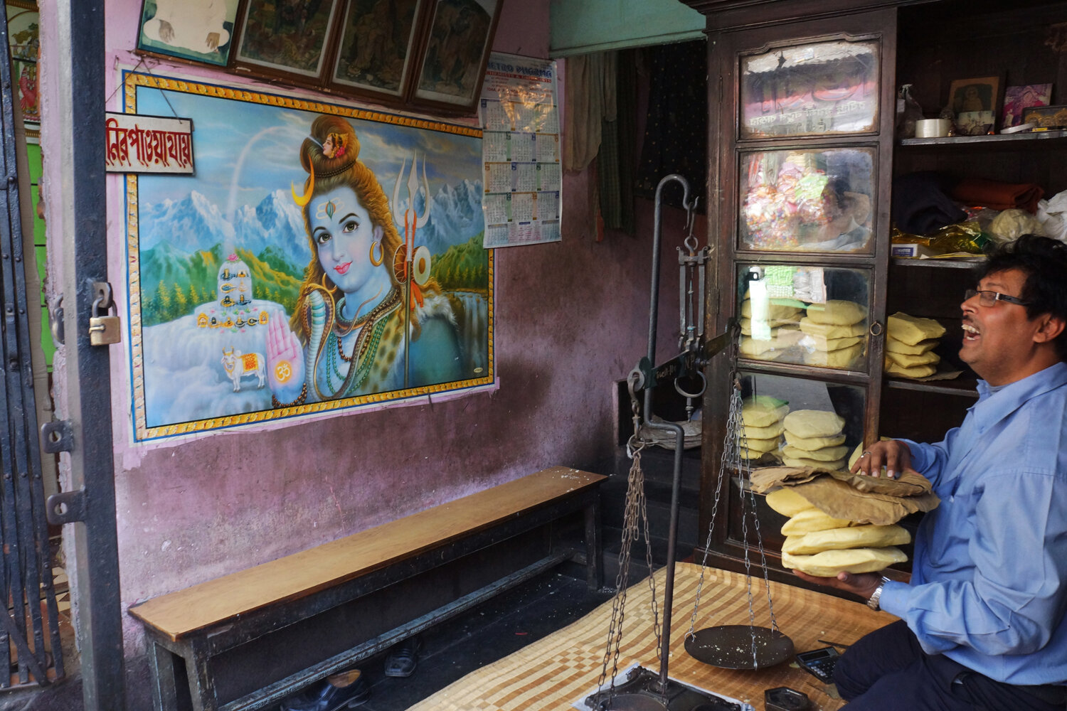 Pastry Vendor, Chittpur Street, Kolkata. 2014