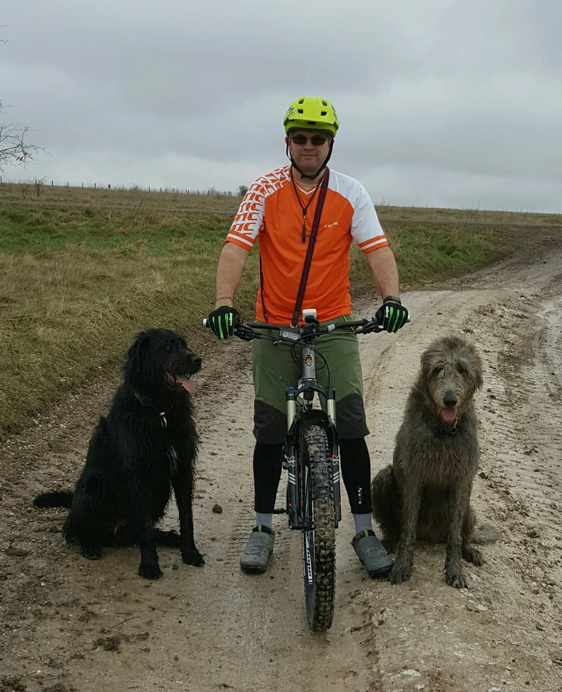 Tom with Seven & Neala.jpg