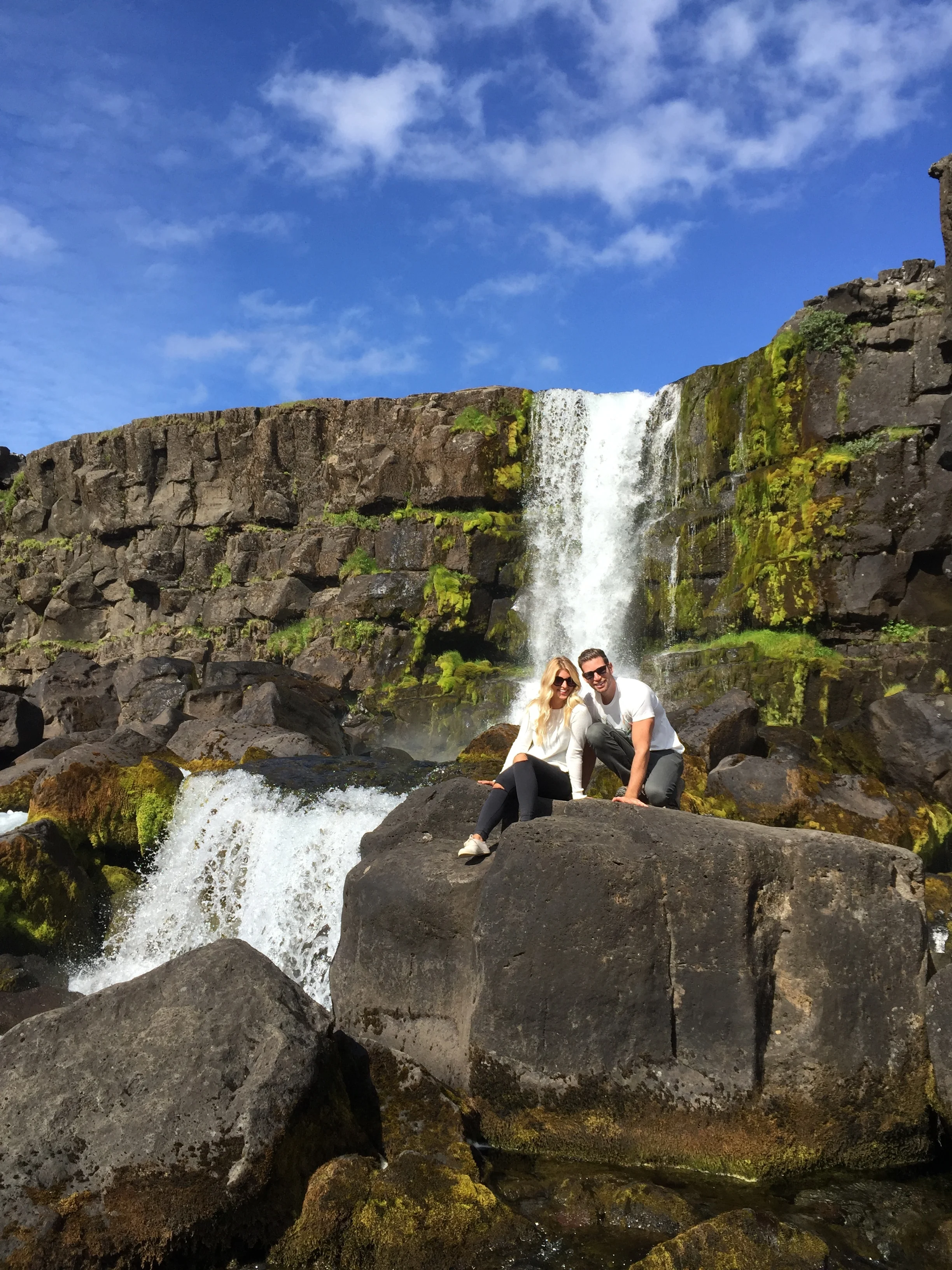  Just behind Þingvellir there's a secret little waterfall and a beautiful stream