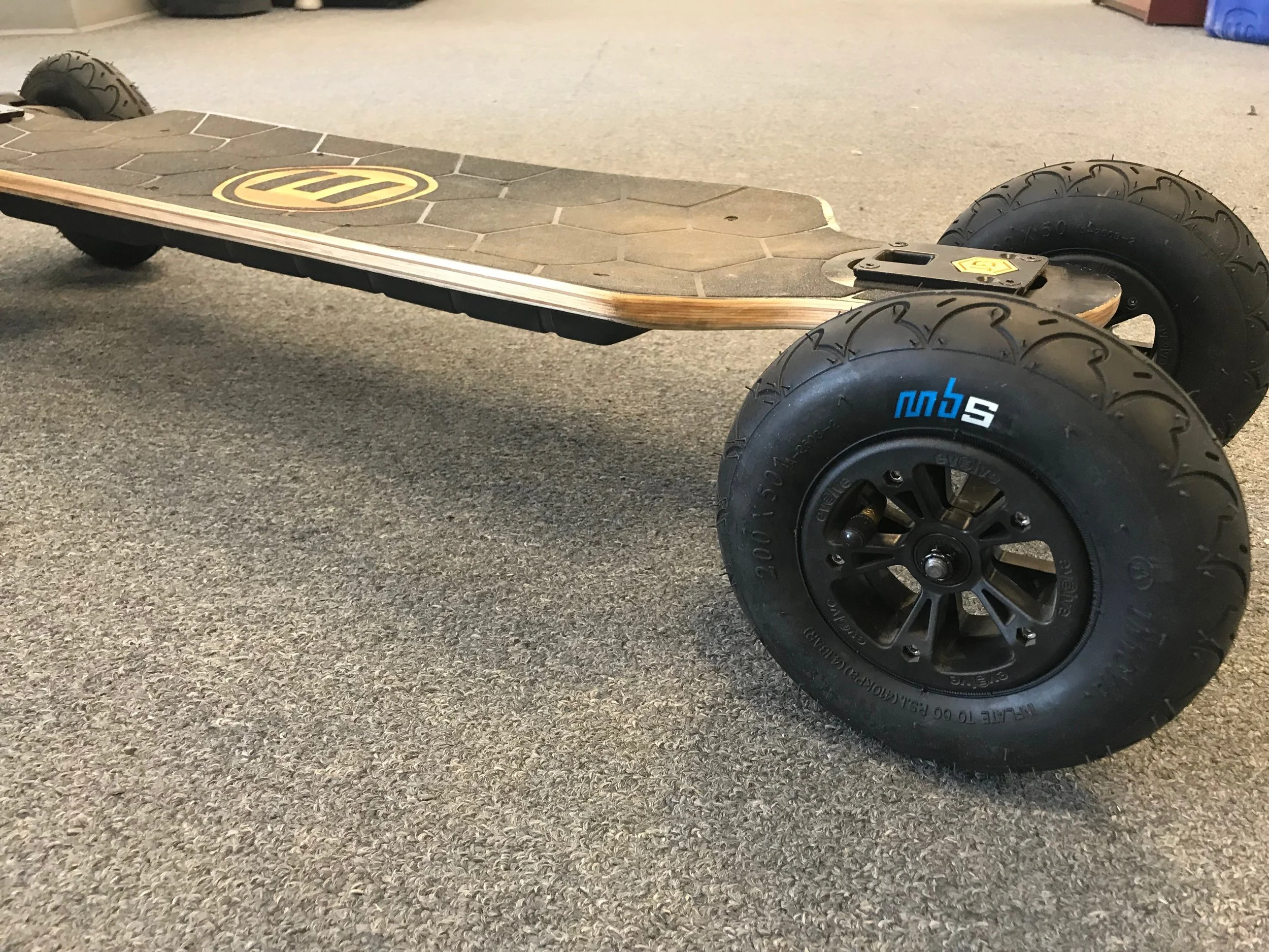 MBS_Evolve_tires_2.JPG