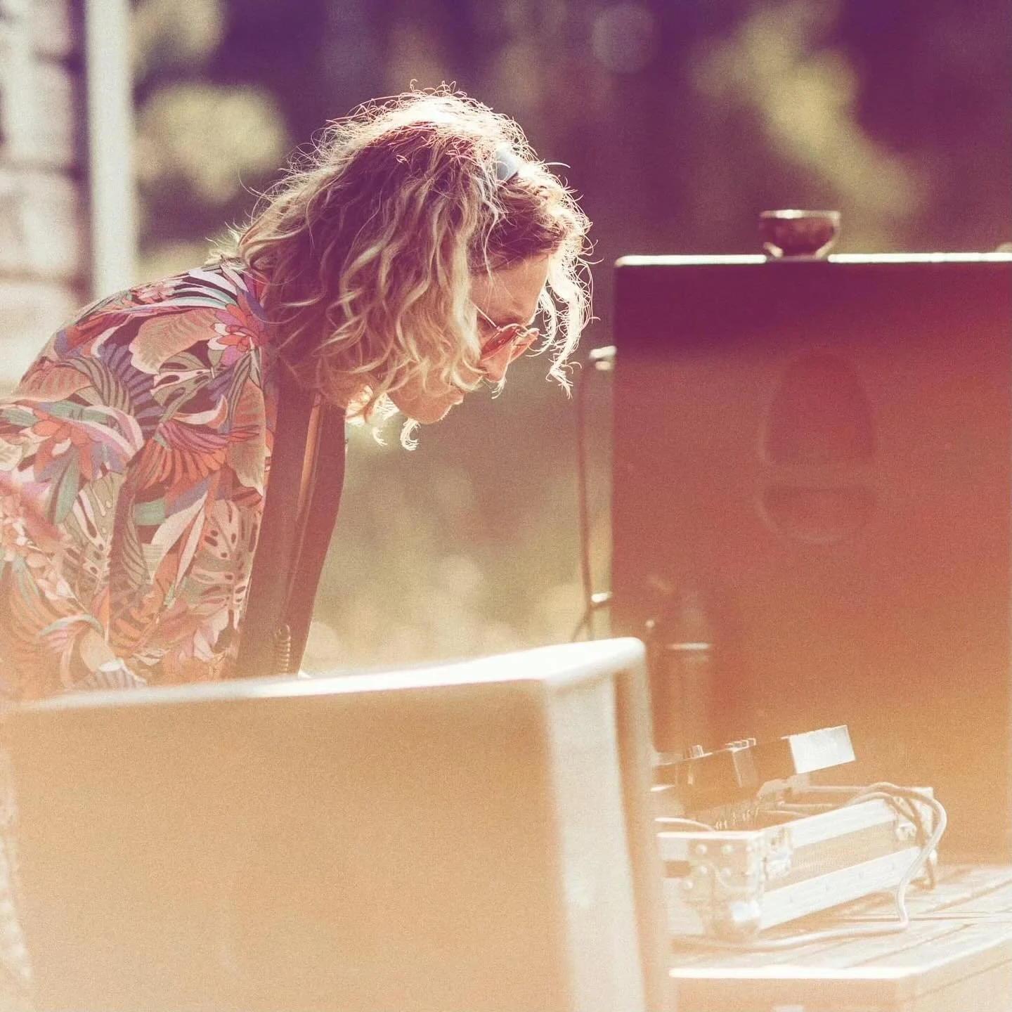 Hi Gorgeous Beings. This past Friday&rsquo;s DJ set was *so* much fun. Thank you to all the dancers who came out and helped PACK THE HOUSE for dance. I absolutely loved riding the wave with you all for the full music journey experience.

This was my 