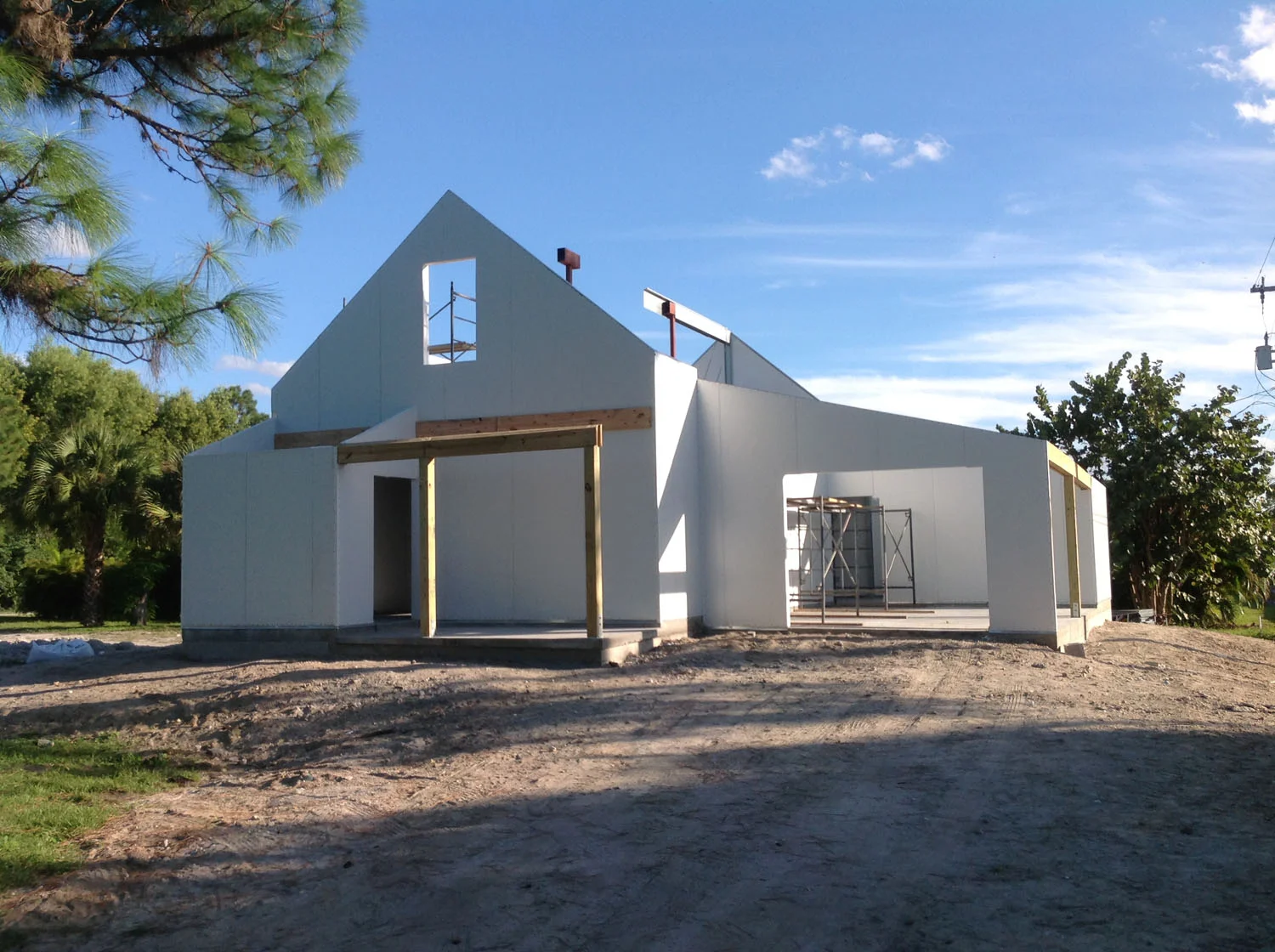12-Nelson-Home-Built-By-Element-Builders-Fort-Myers-FL.jpg