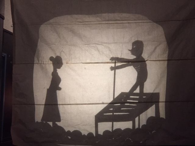   Oakland Tech student shadow play performance  