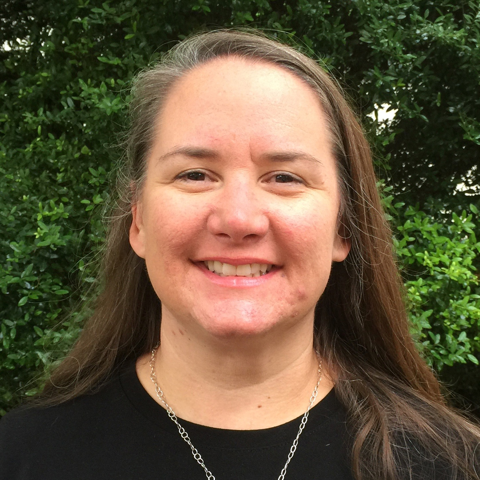 Amy Werst Headshot 2017.png
