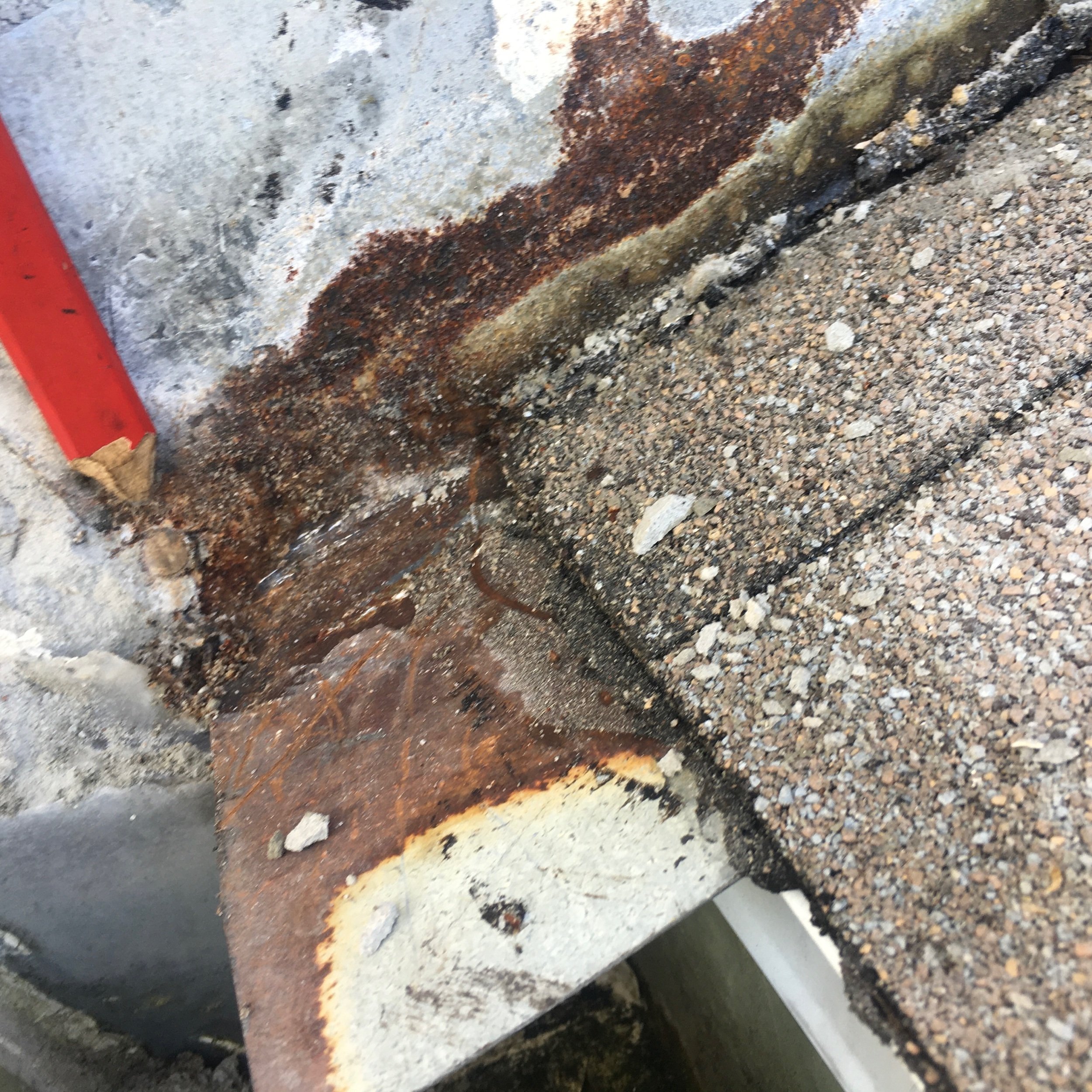 Oxidation and pitting on roof flashing