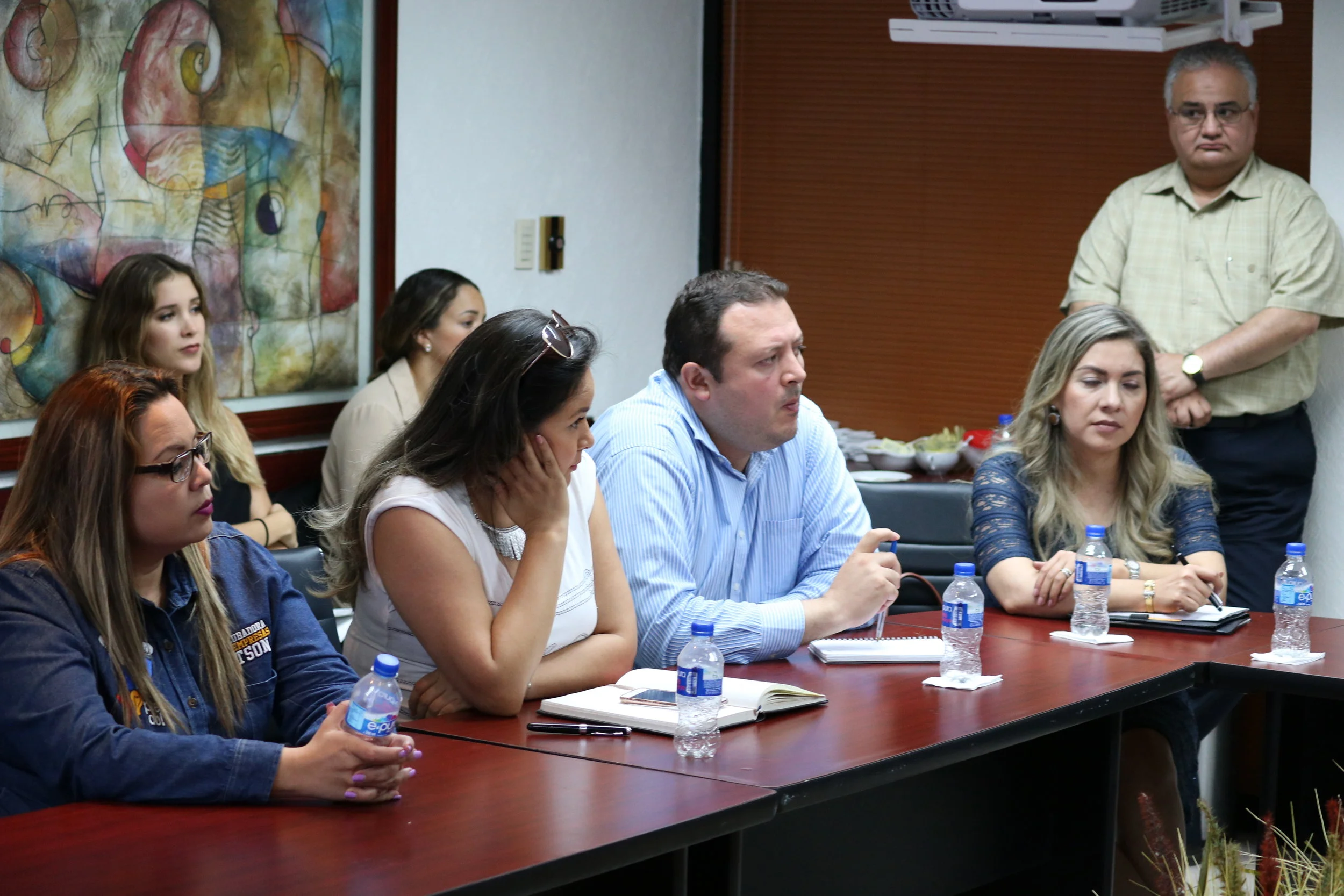 Integración de incubadoras al programa para fortalecer el ecosistema
