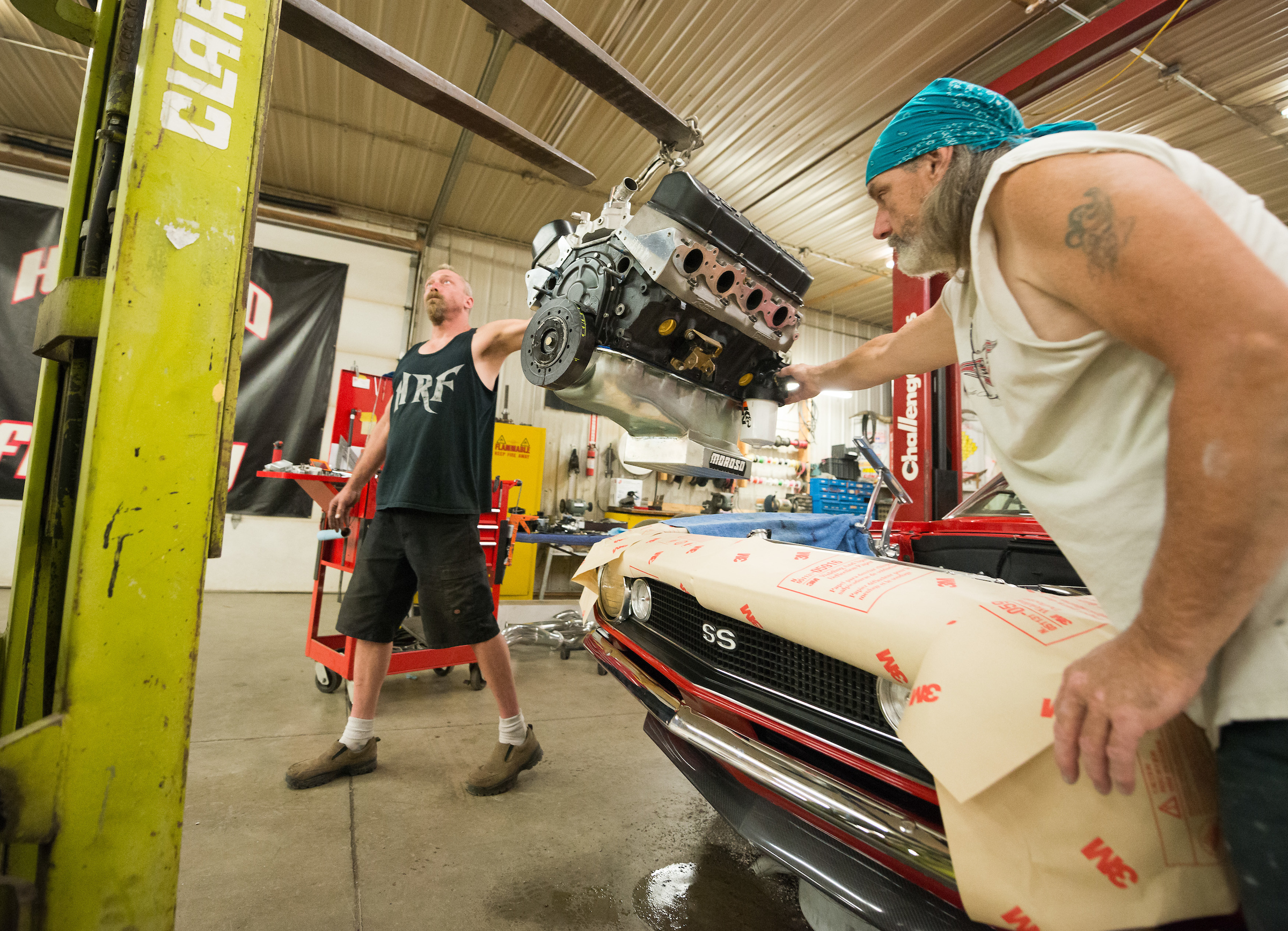 Minnesota Hot Rod Factory Chevrolet Engine Removal