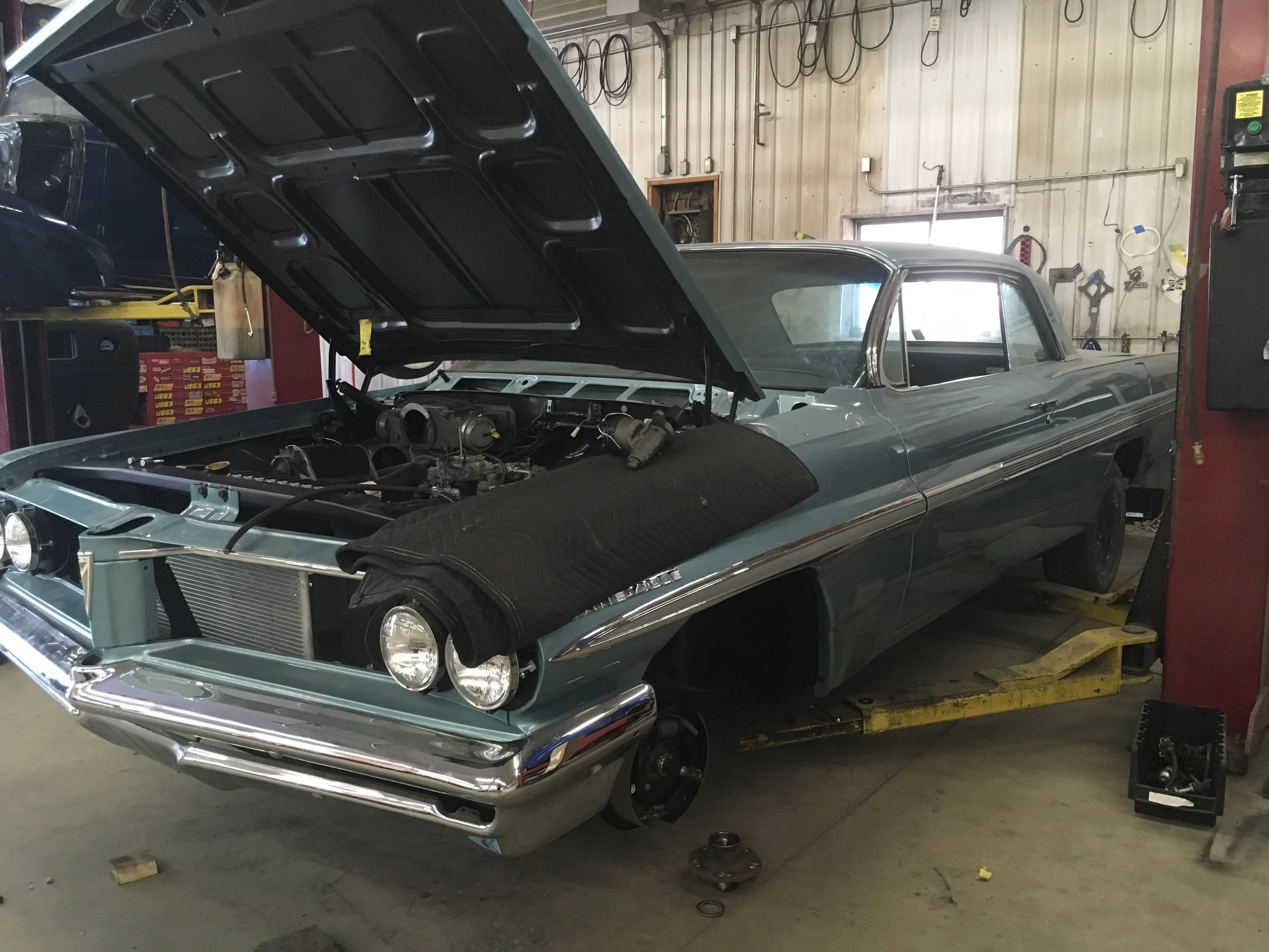 1962-Pontiac-Bonneville-minneapolis-hot-rod-custom-build-restoration.jpg