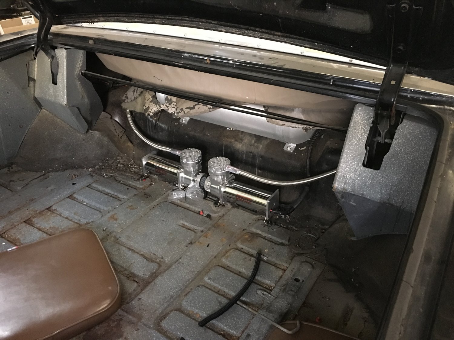 1965-cadillac-interior-minneapolis-car-restoration-hot-rod-factory.jpeg