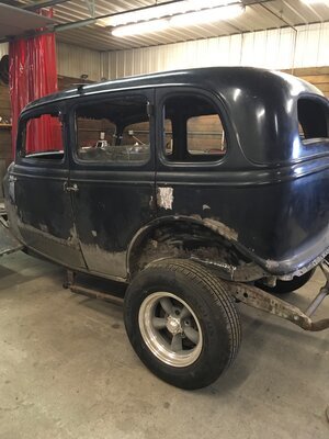 1934-Ford-old-car-restoration-hot-rod-factory-Minneapolis(11).jpg