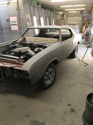 1972-Cutlass-old-car-restoration-hot-rod-factory-cars-bodywork-rebuild(5).png