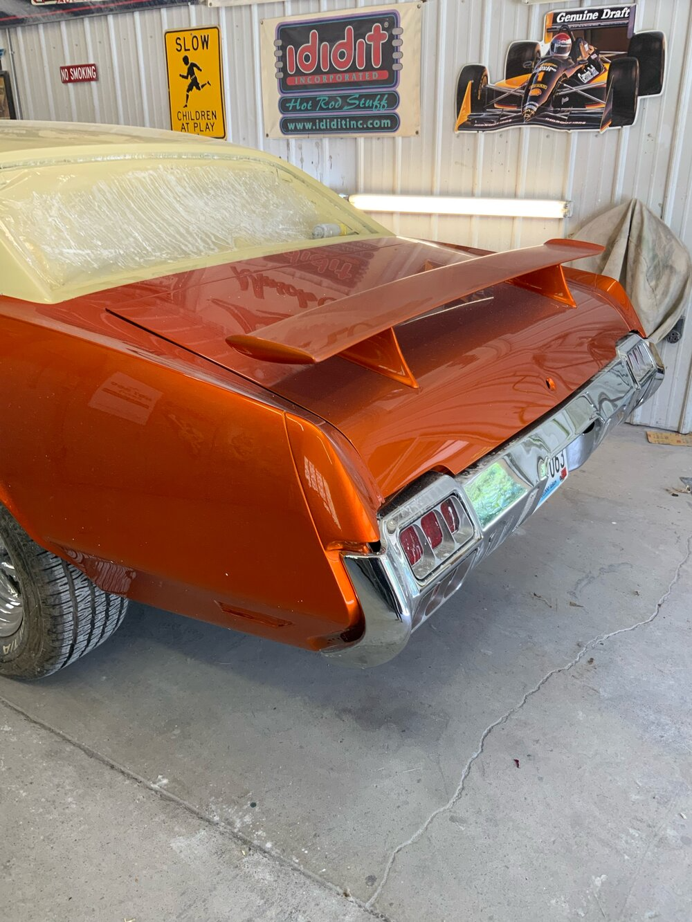 1972-Cutlass-old-car-restoration-hot-rod-factory-cars-bodywork-rebuild(61).png