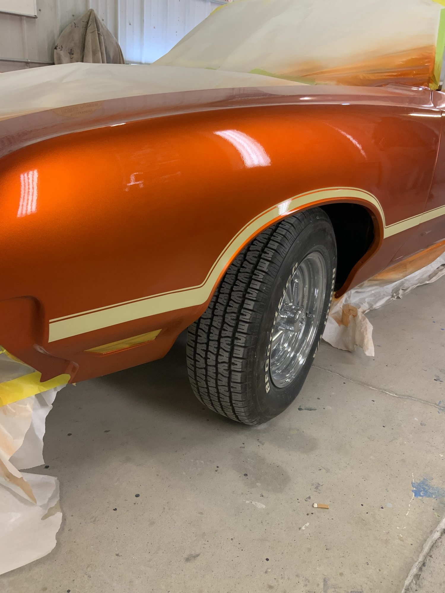1972-Cutlass-old-car-restoration-hot-rod-factory-cars-bodywork-rebuild(66).png
