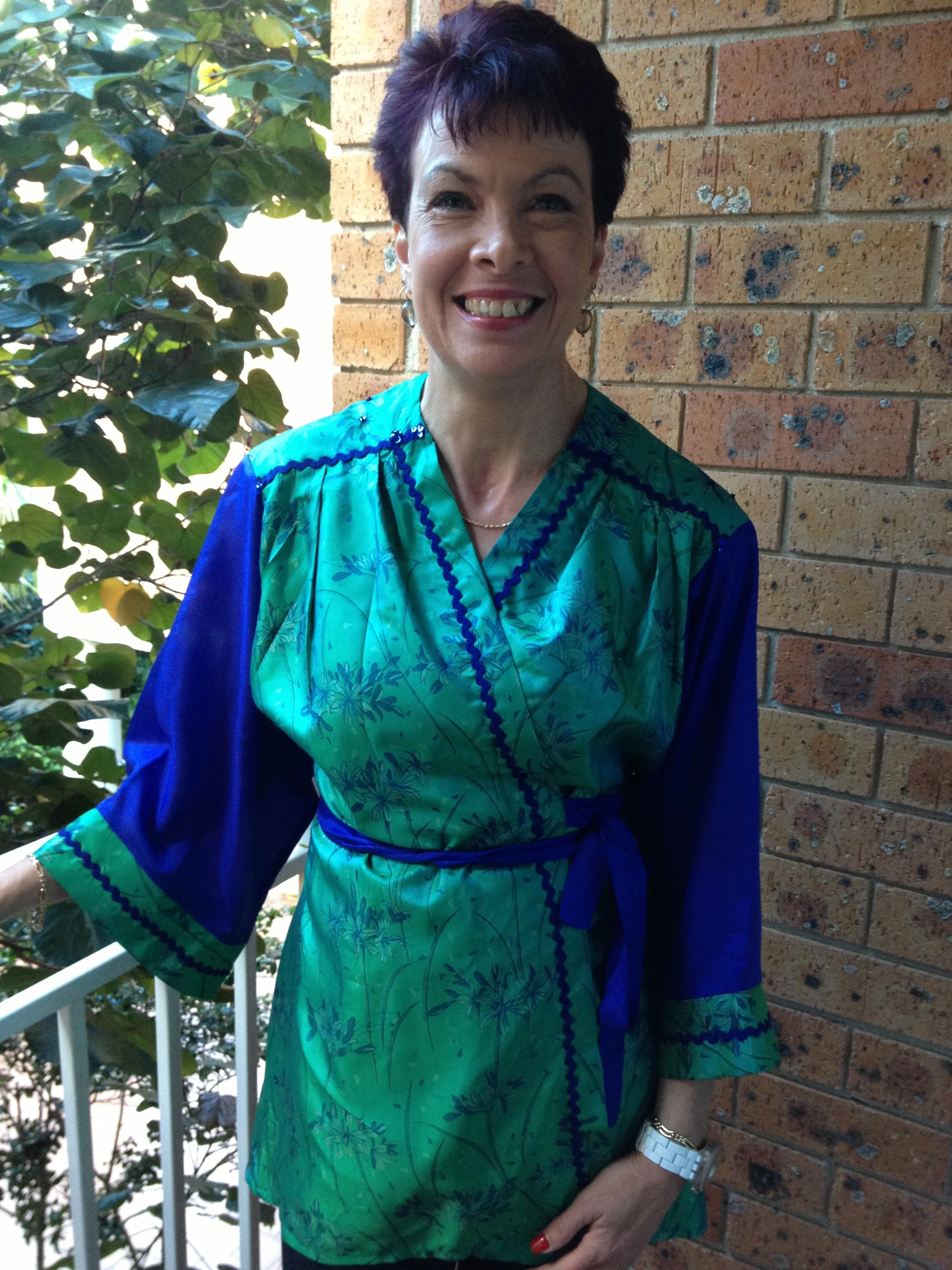 Leanne wears another one of a kind custom order kimono. Leanne wanted an evening version of the kimono, so we chose this vintage bright green silk.