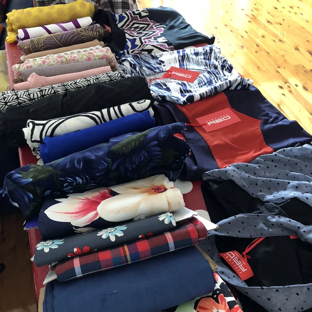 One of the best parts about having a small private party like this is I can then spend a little more time with everyone and I can get even more creative! I brought along some extra fabrics and customers could then choose a style, and then choose the fabric they liked. It makes shopping that much more personal and special too!
