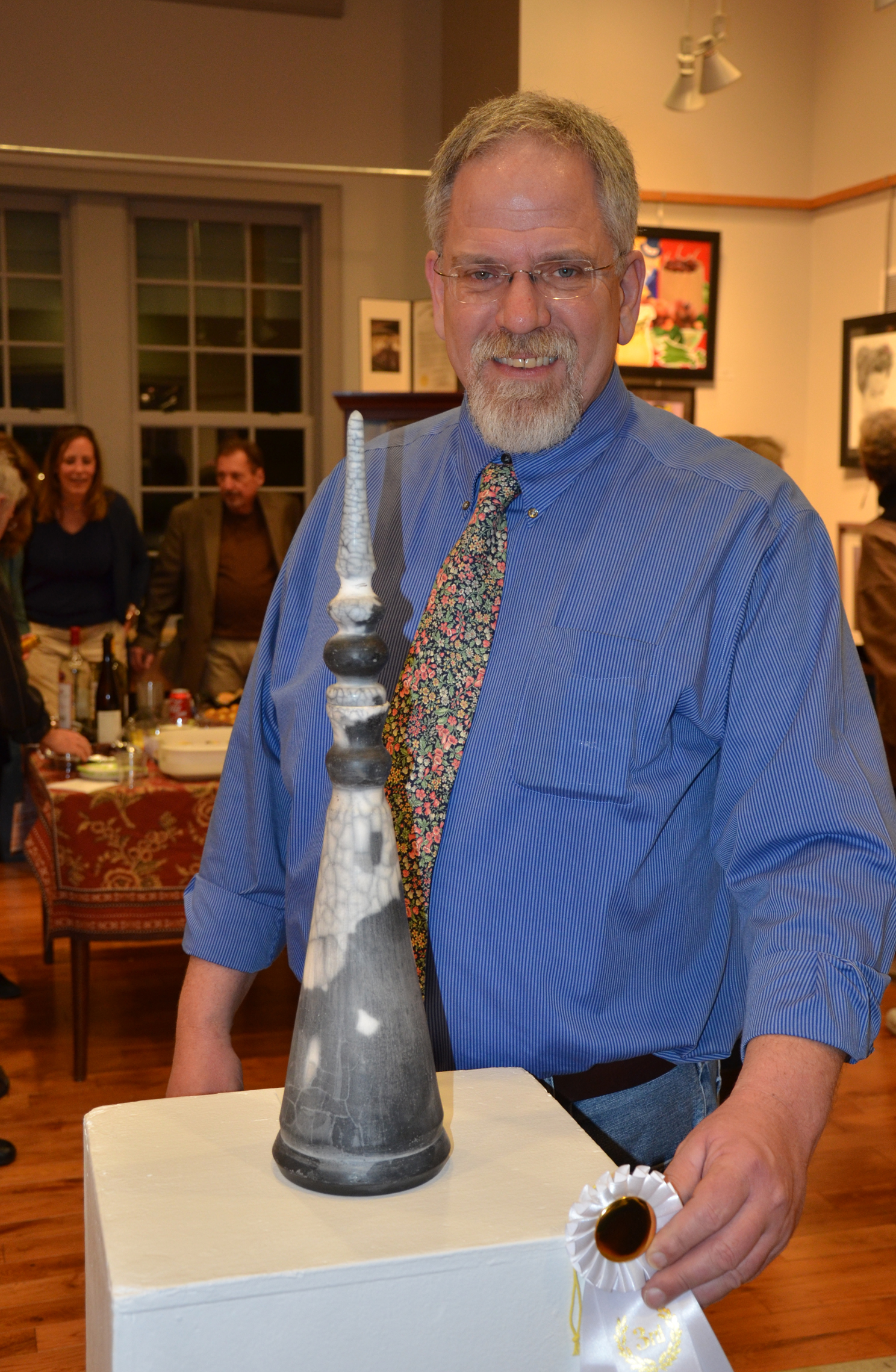 Third Place - Bouteille de raku jeu by Greg Renn