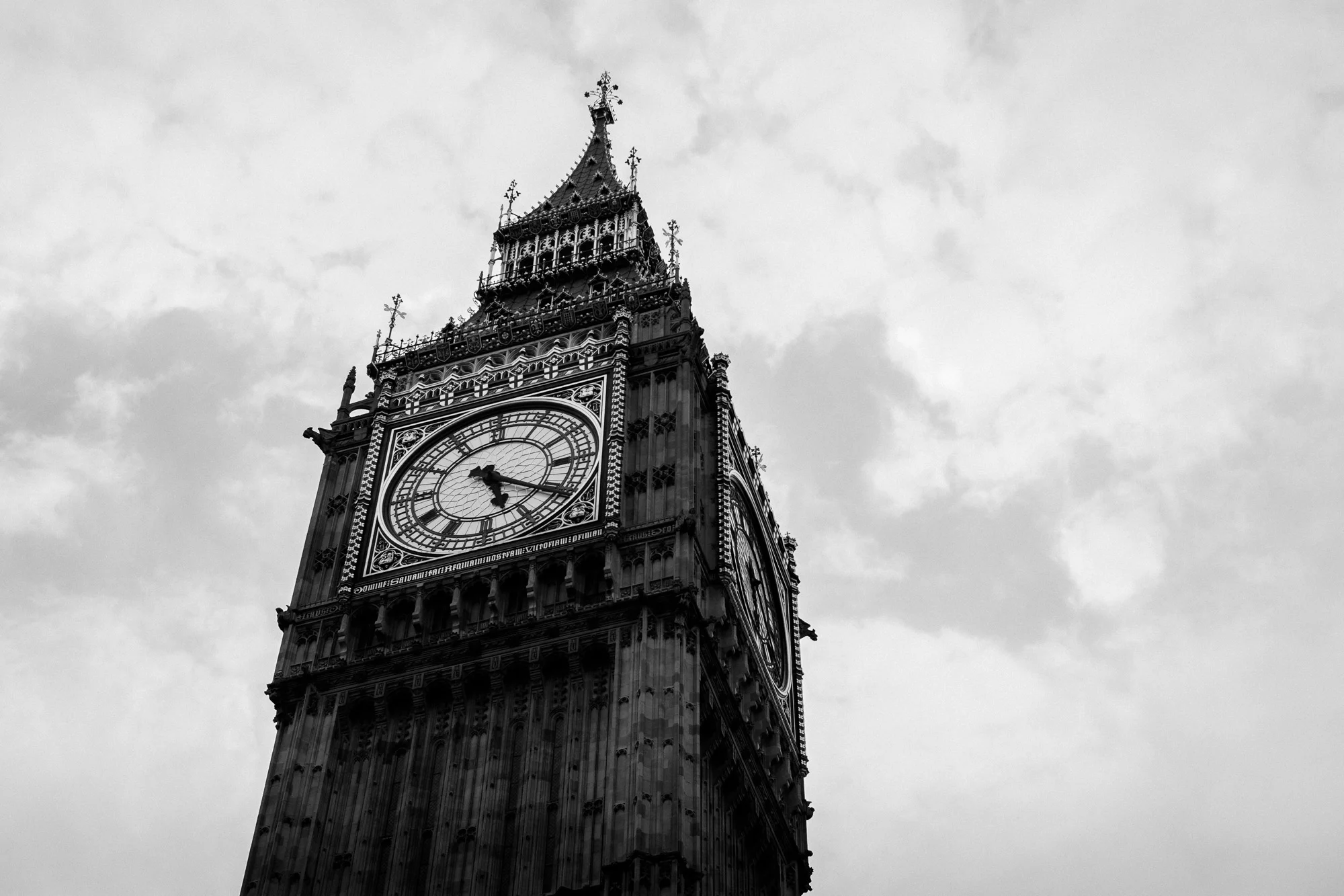 andrewfrasz_travel_bw-7.jpg
