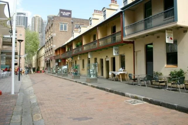 PlayfairSt0112.jpg