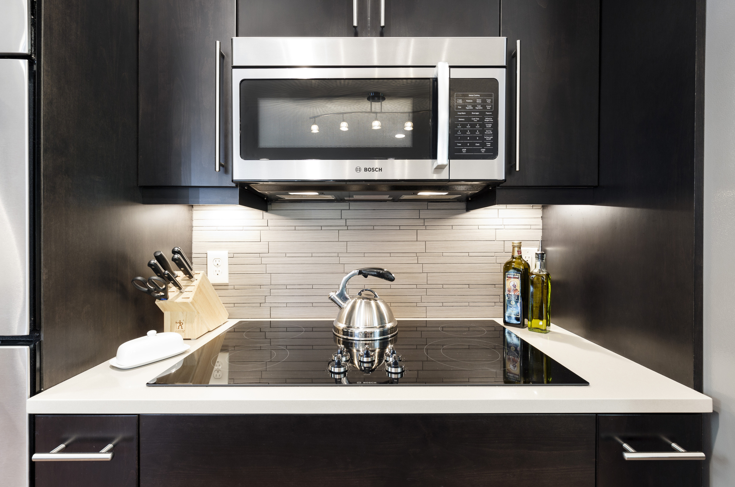 1607-01 82_edited.jpg