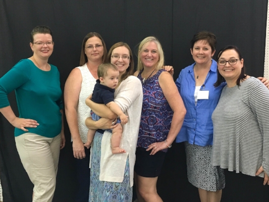 TWILTERS: L to R: Pam, Adelle, me, Jen, Frances, and Lynn (Jo had wandered off to see quilts)
