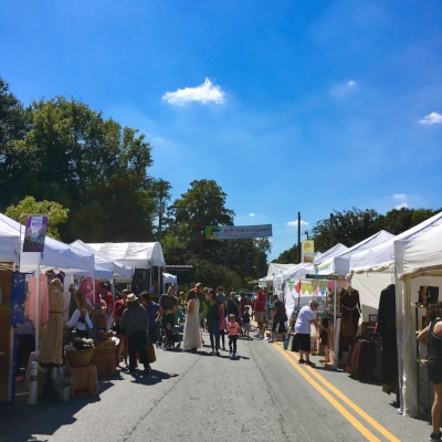 Fabulous artists and lots of happy visitors!