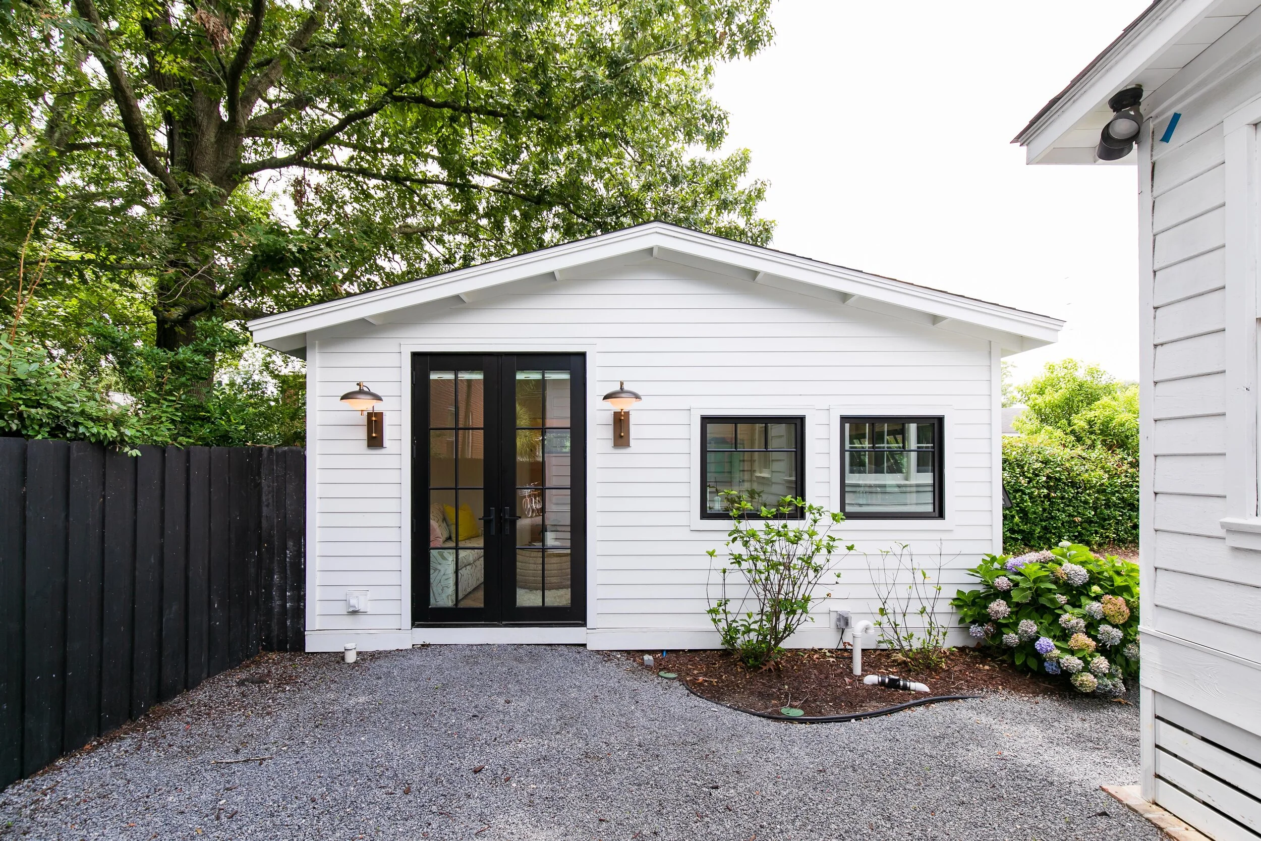 AshleyAve_GuestSuite-9.jpg
