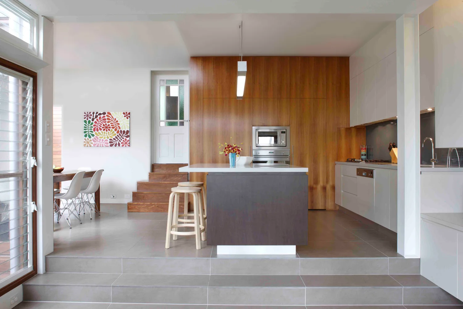 Contemporary House Painting: Rozelle