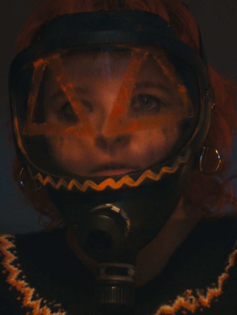 HLW_PressStill_8.png