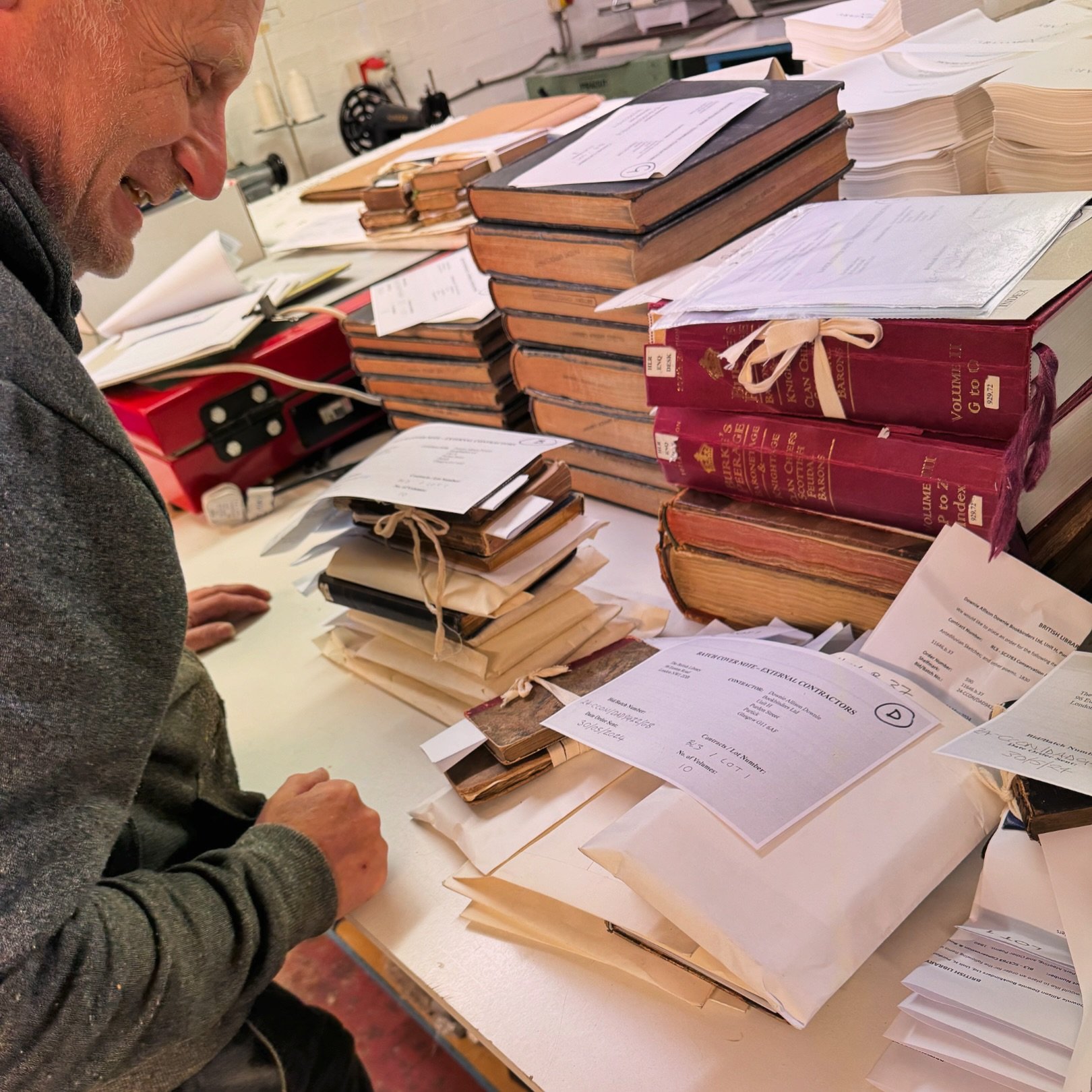 The start of the process - getting information out of John&rsquo;s head!!

John and I have spent the entire morning ploughing our way through the piles of books collected from our libraries in London last week. Every book is thoroughly assessed for c
