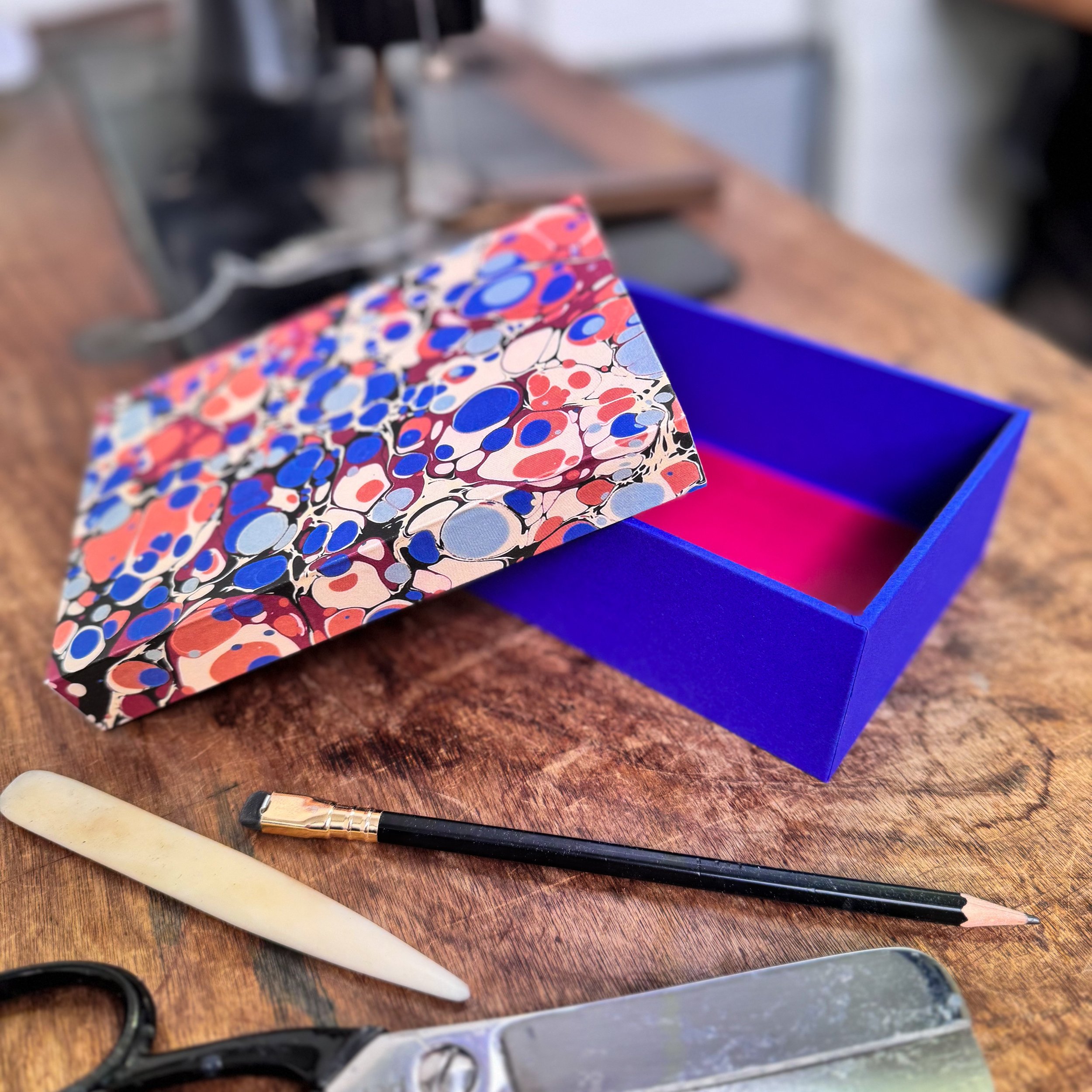 Make a box Glasgow.jpg