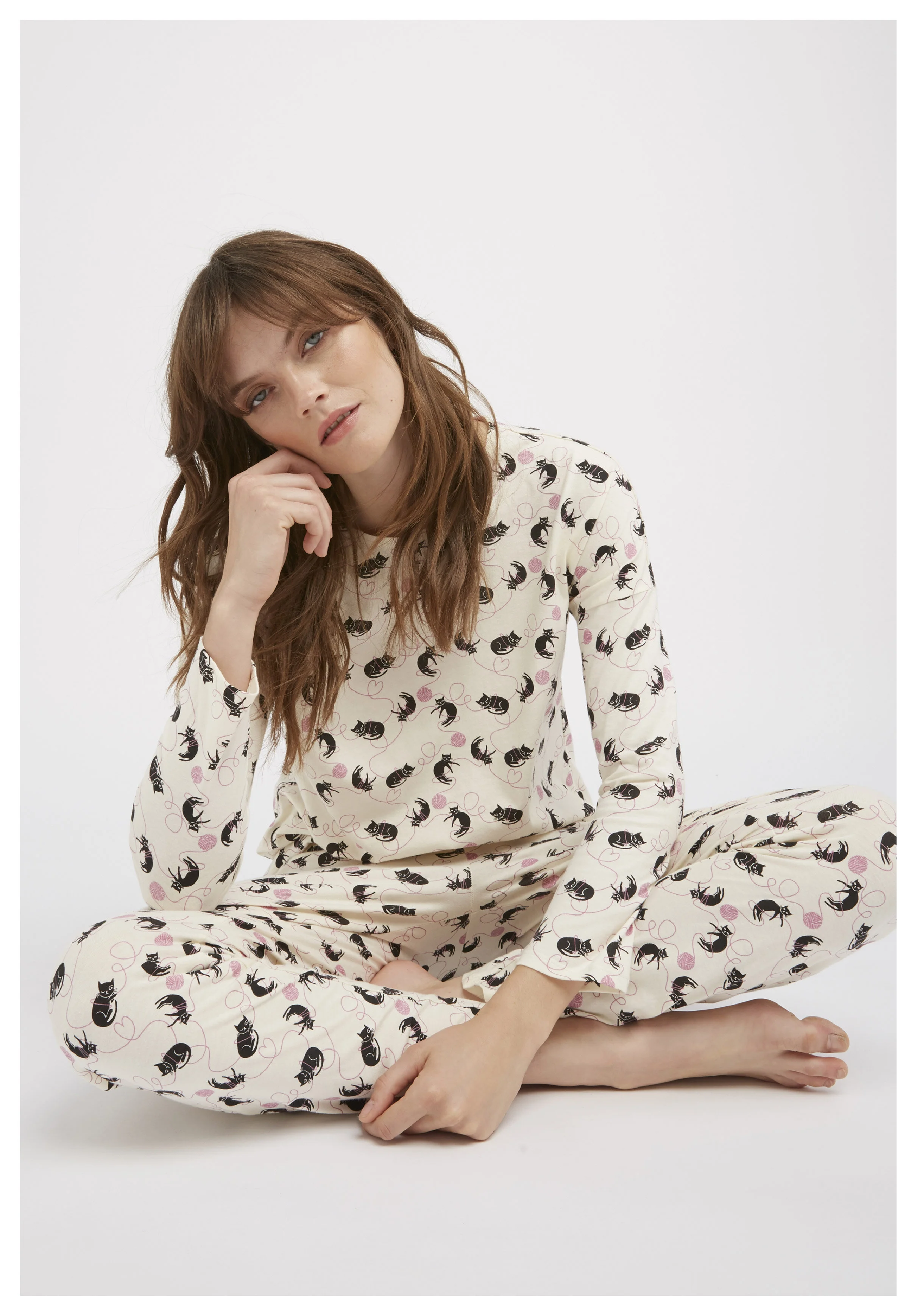 cat-print-pyjama-trousers-Magdalena Ares.jpg