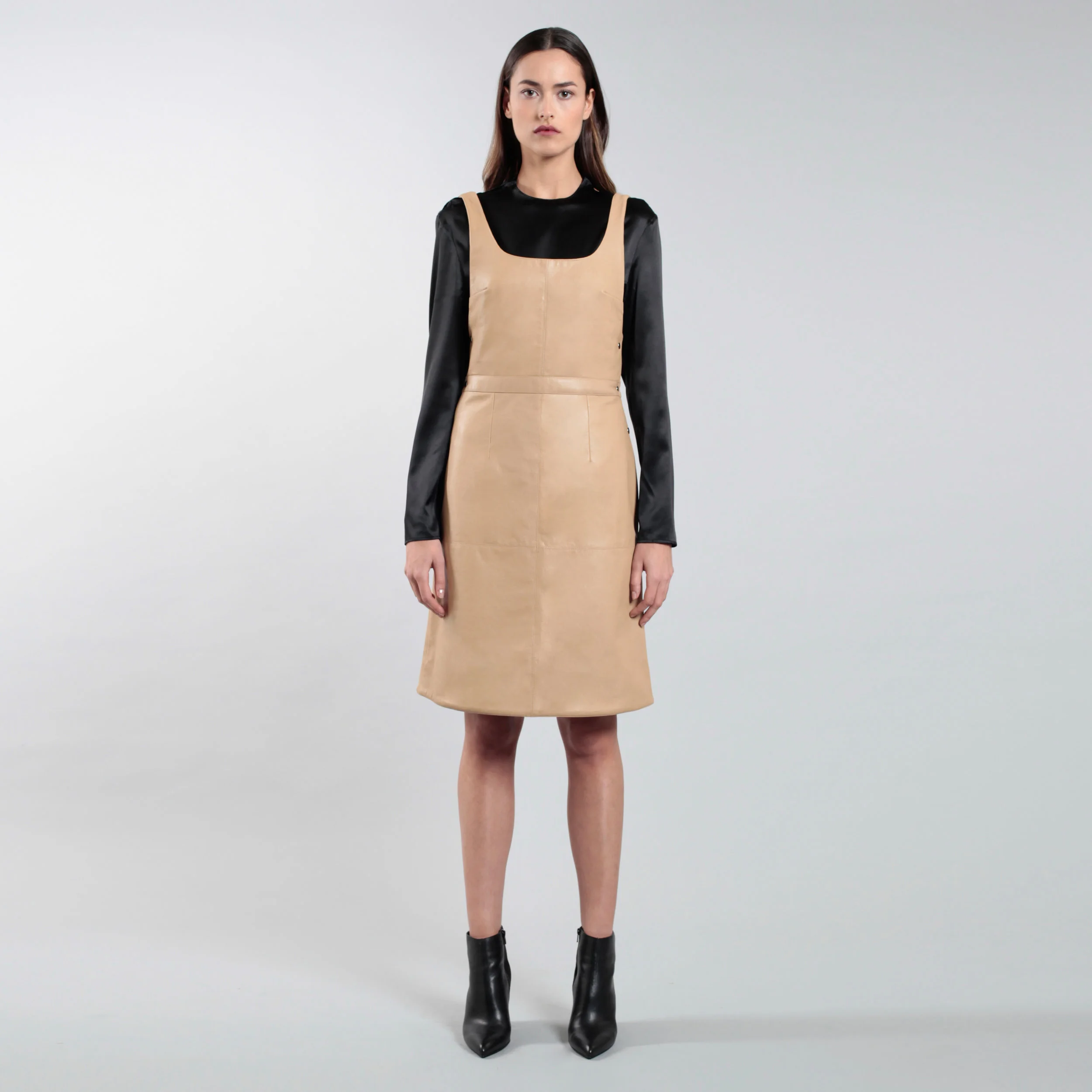 Leather Dress  Leonie Mergen