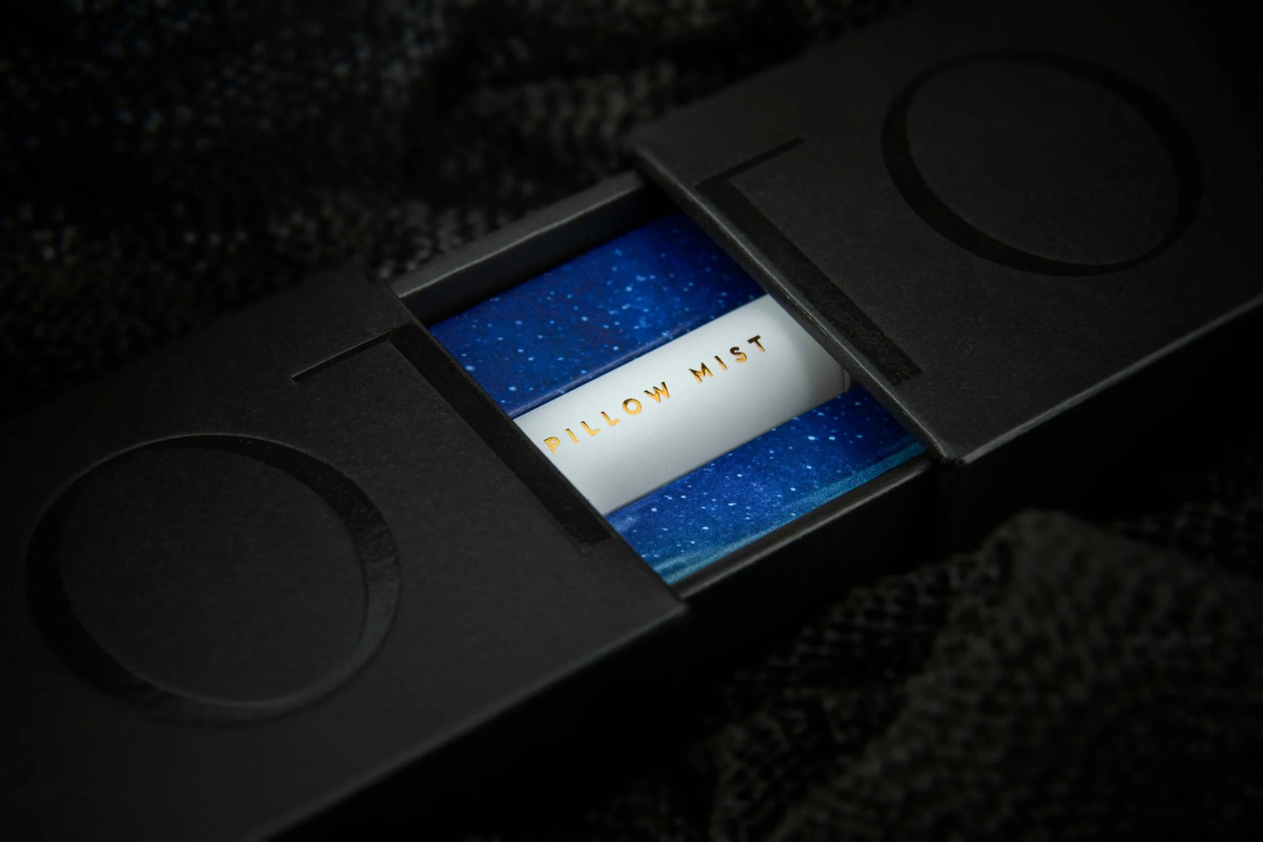 OTO-CBD-Pillow-Mist-Pillbox-Packaging-Design.jpg